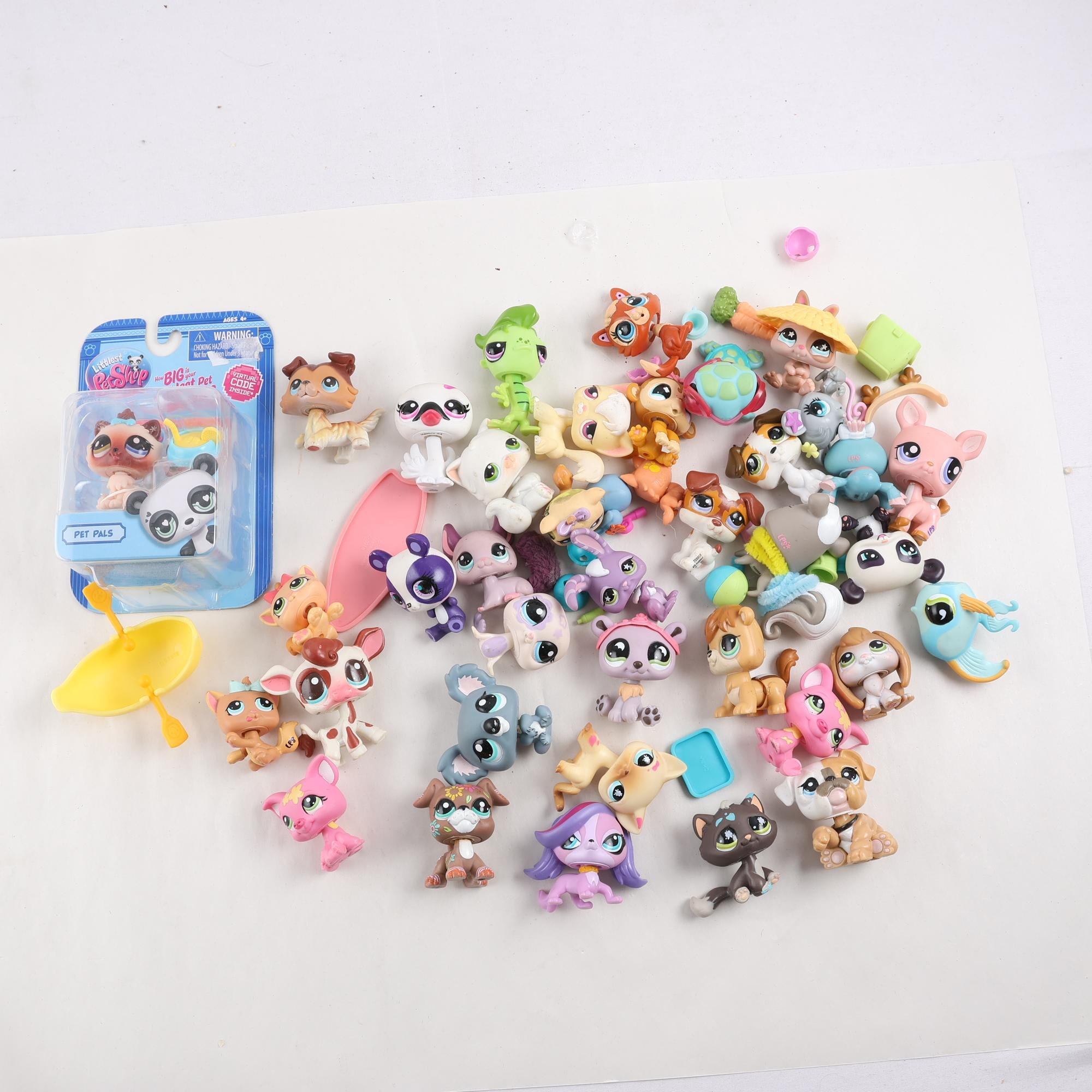 Pet-shop, figurer