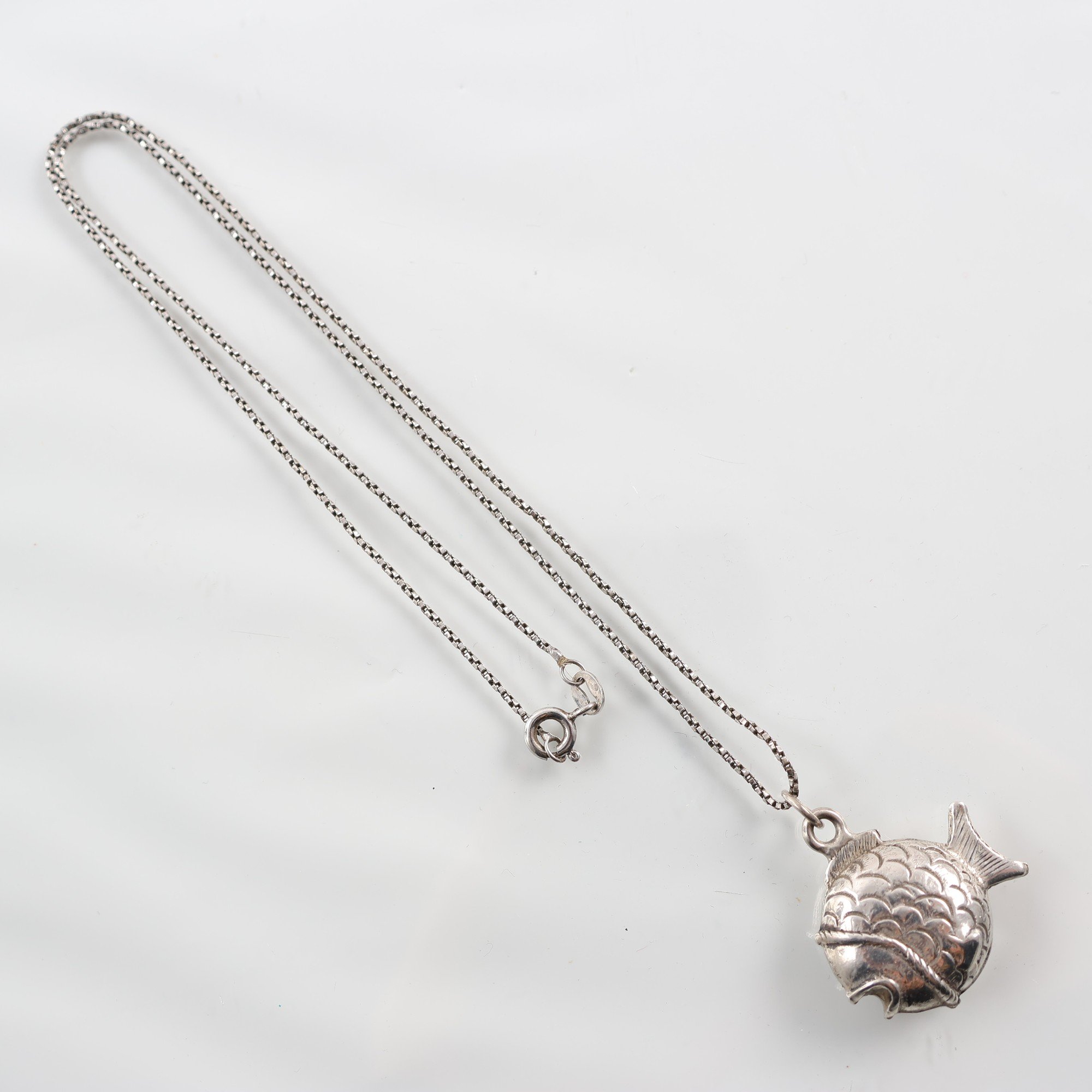 Halsband & hänge, silver, vikt: 6.5g