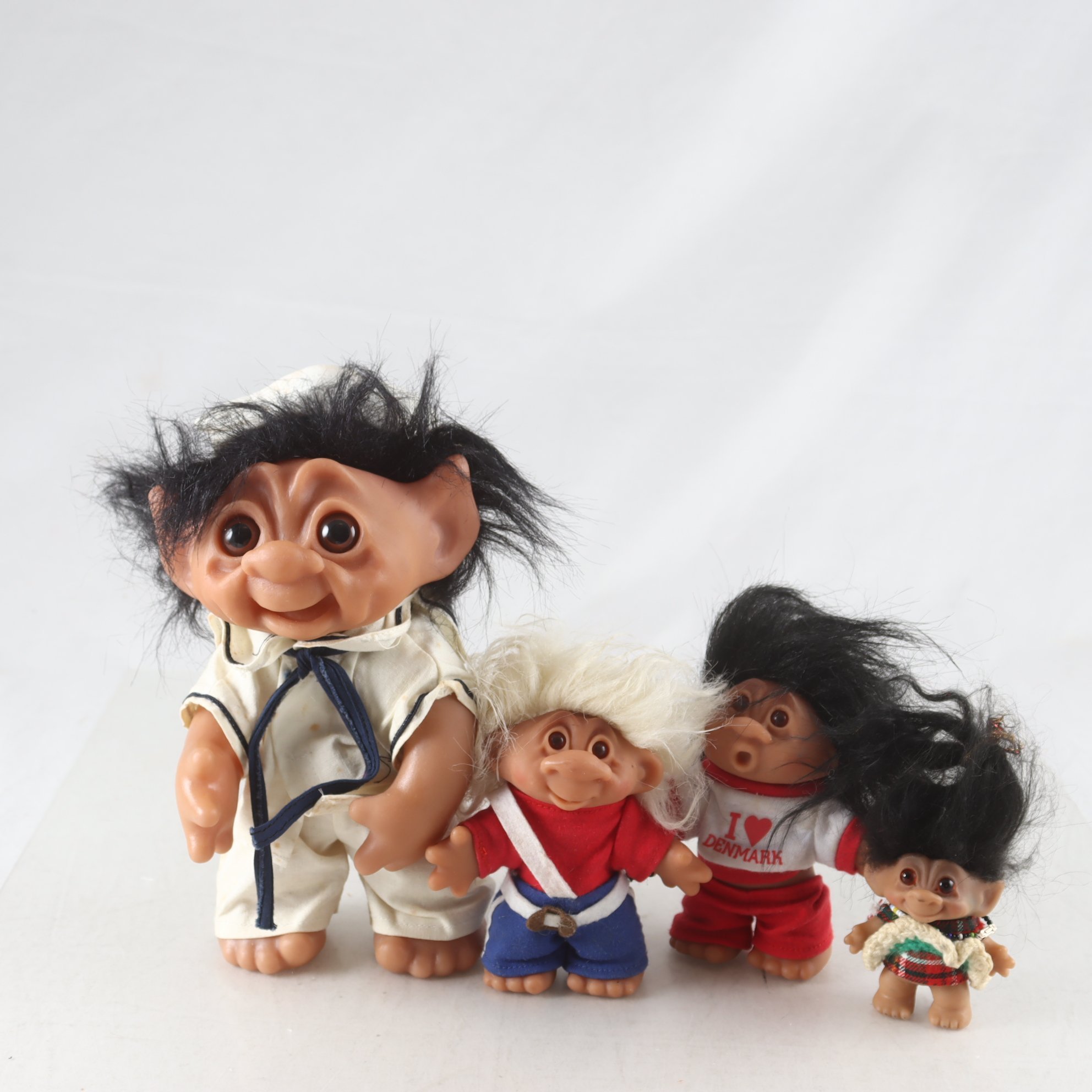 Dockor, Dam troll, 4st