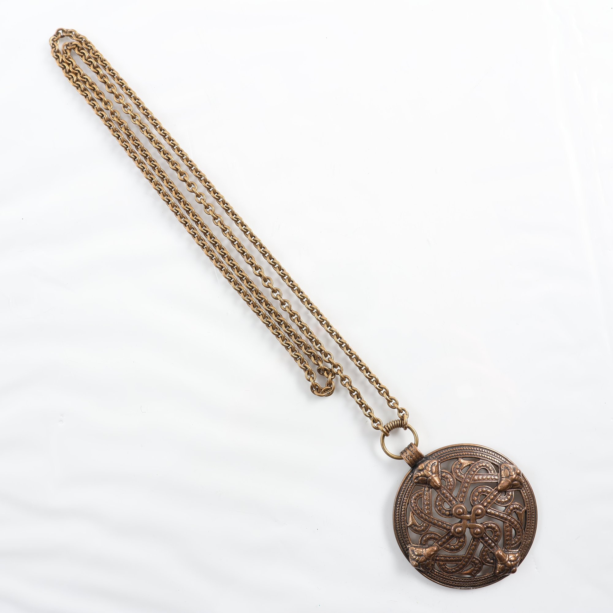 Halsband, Kalevala Koru, Finland, brons.