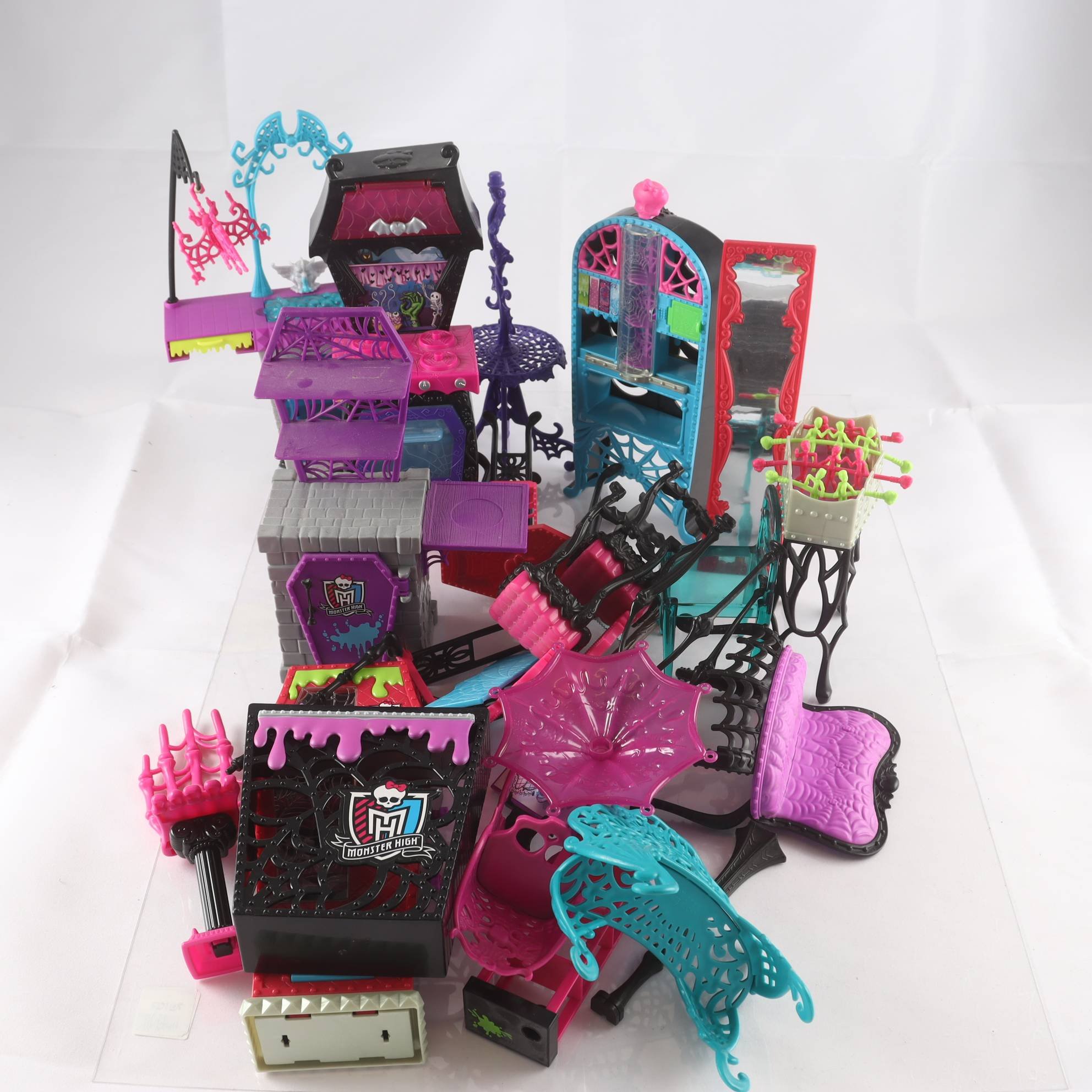 Monster High, Dockhus. Samfraktas ej