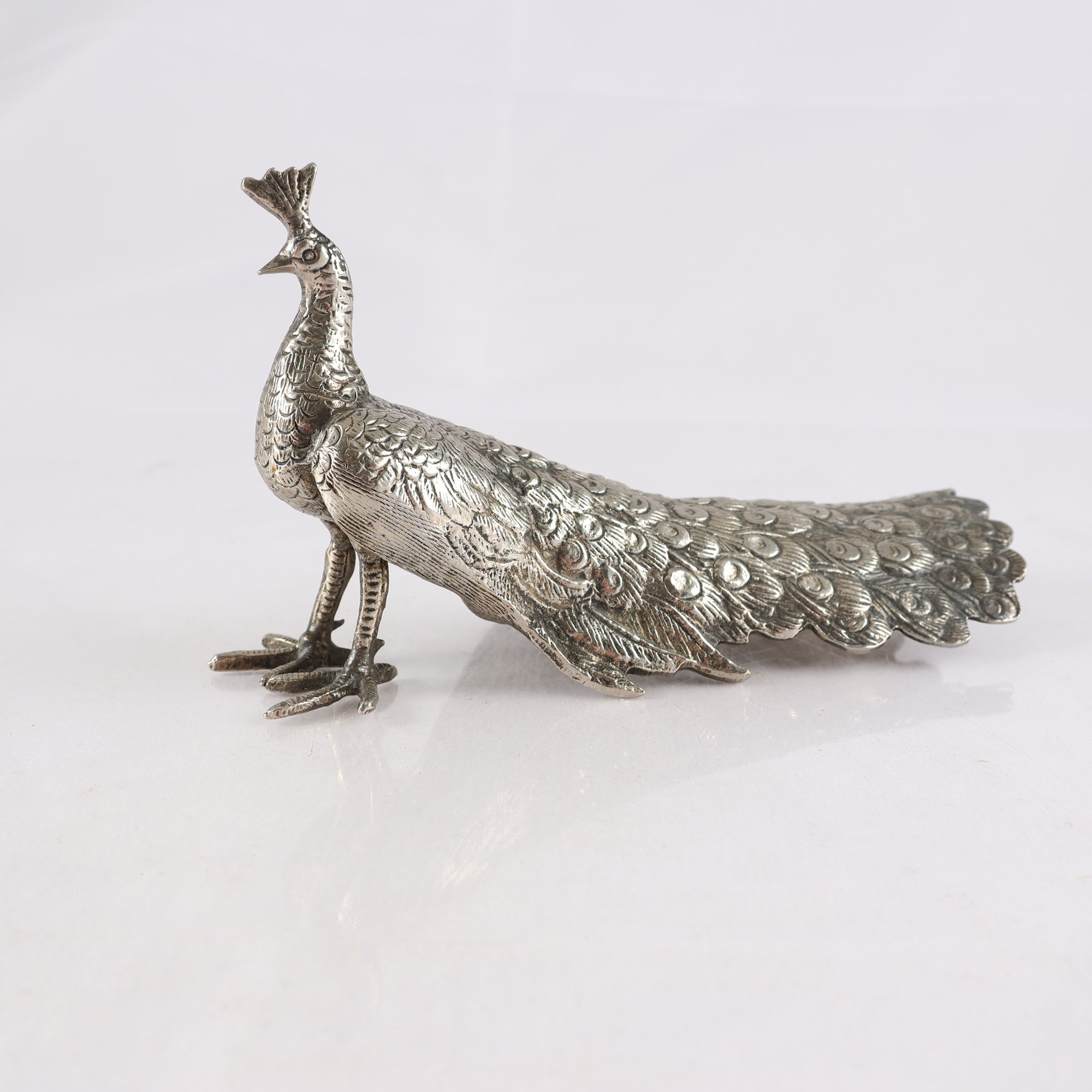 Bordsdekoration, Påfågel, Metall.