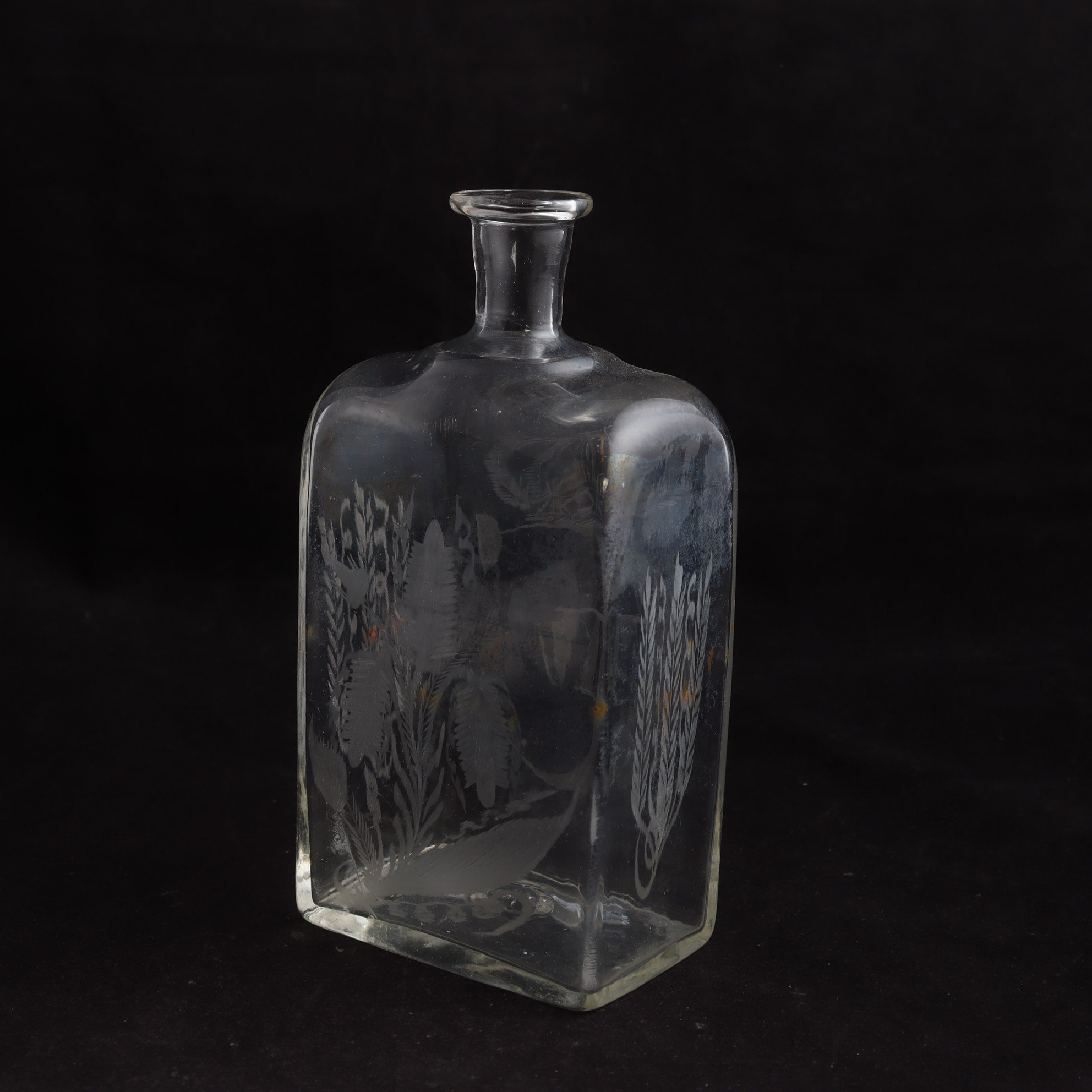 Brännvinsflaska, kasad gravyr, kung Karl XV, (1826-1872), 1800-tal