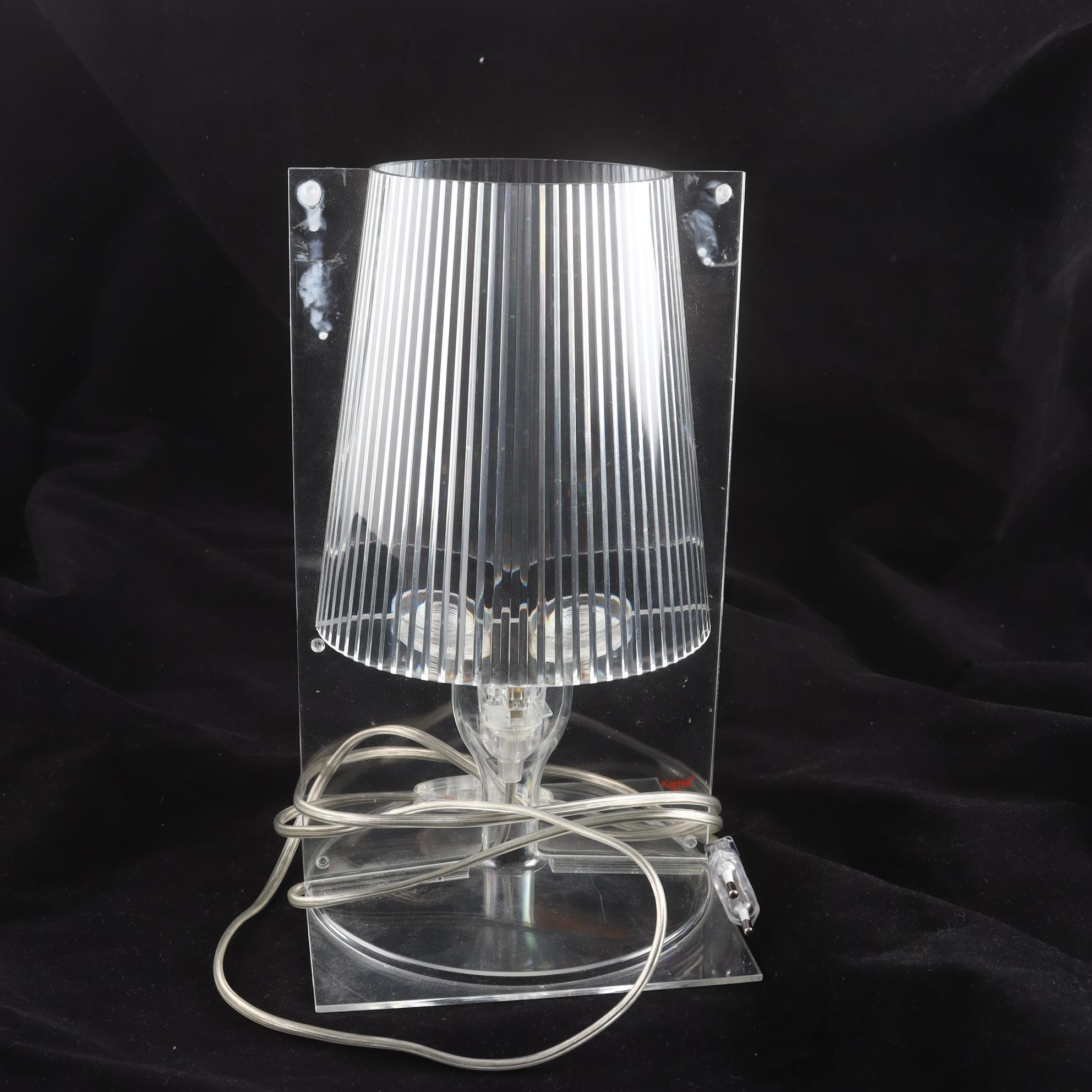 Bordslampa, Kartell, ”Take”, Crystal, Plast. Samfraktas ej.