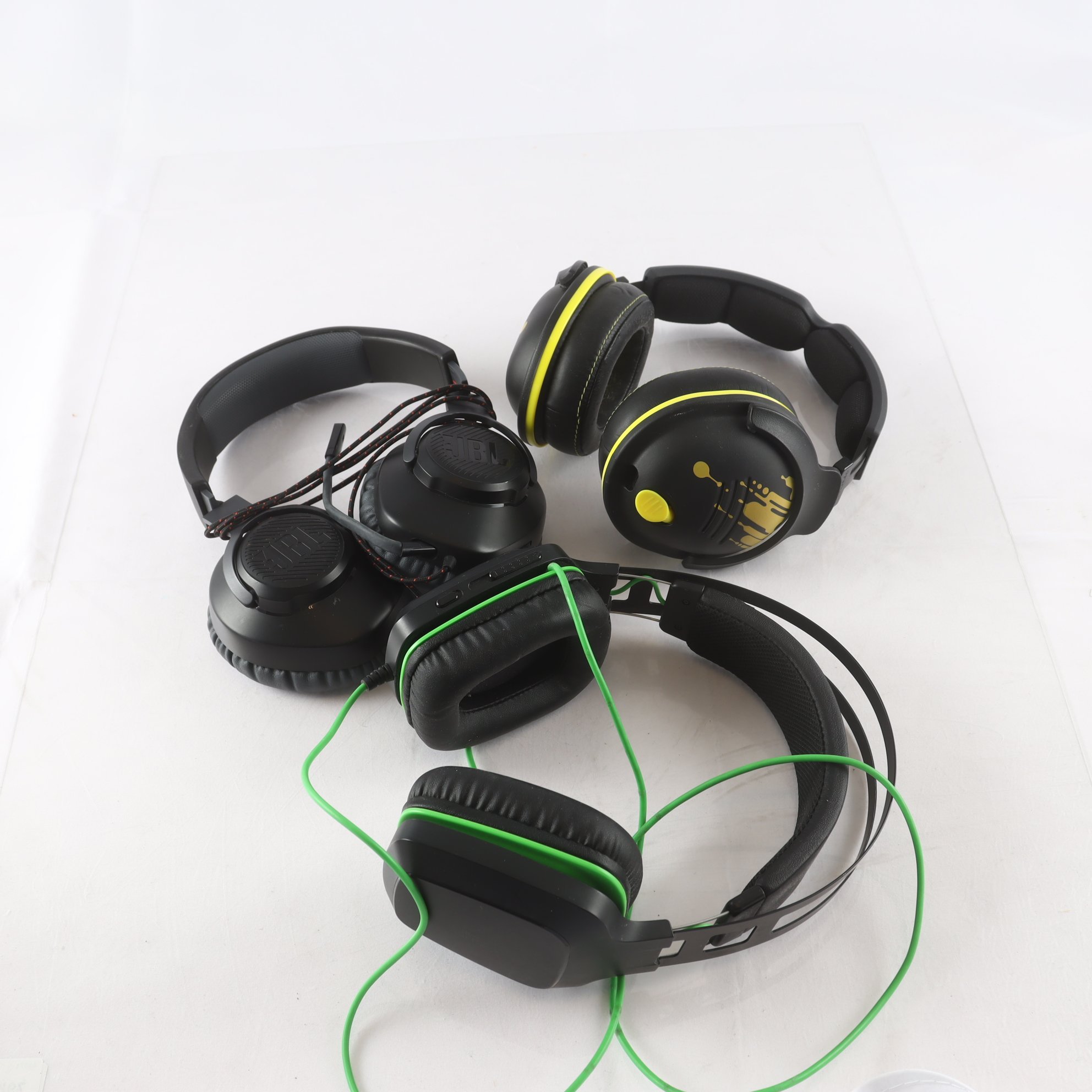 Hörlurar, headset