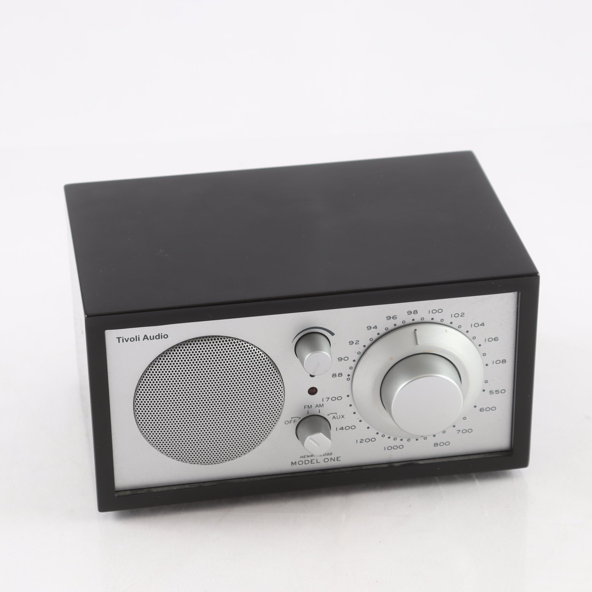Radio, Tivoli audio, model one