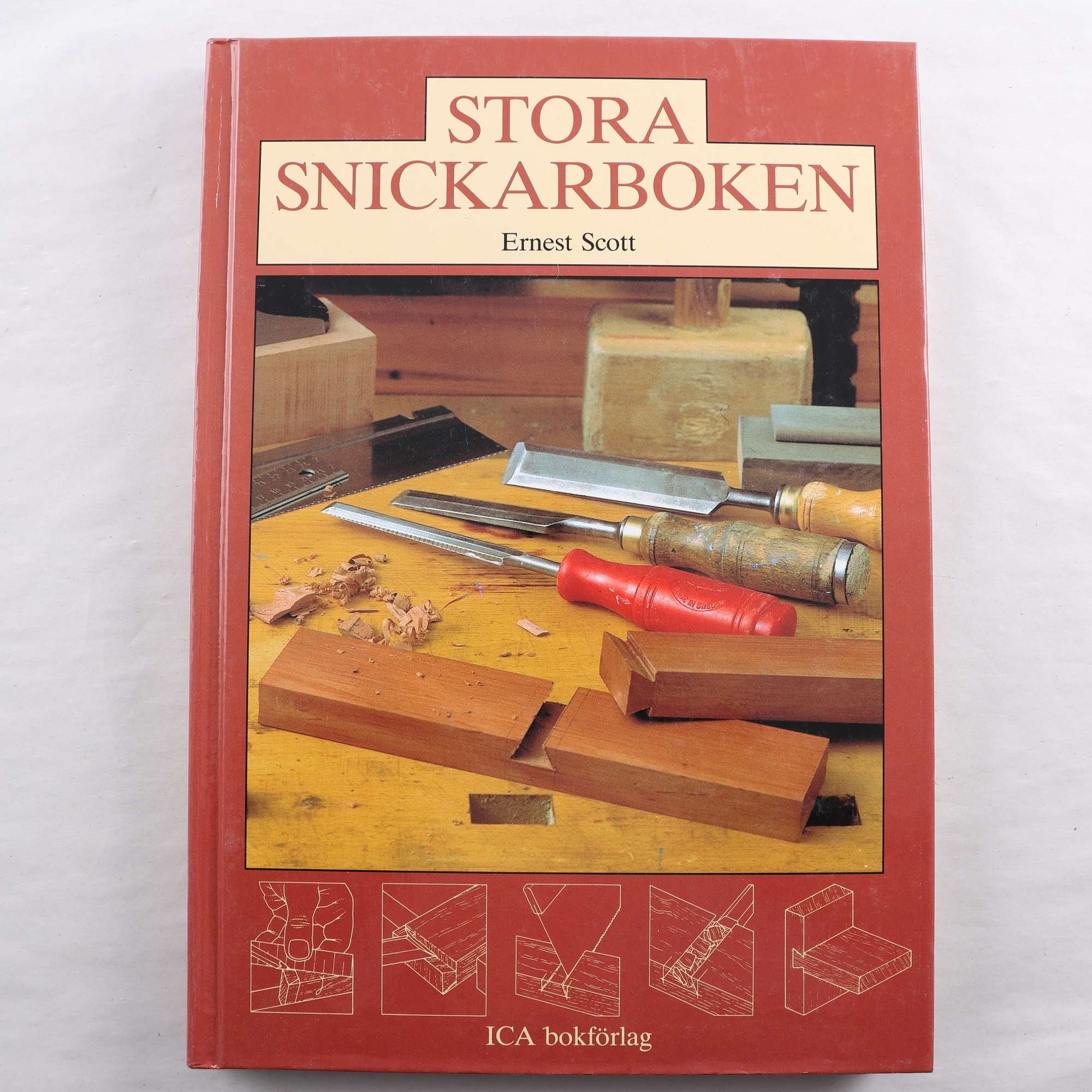 Ernest Scott, Stora snickarboken