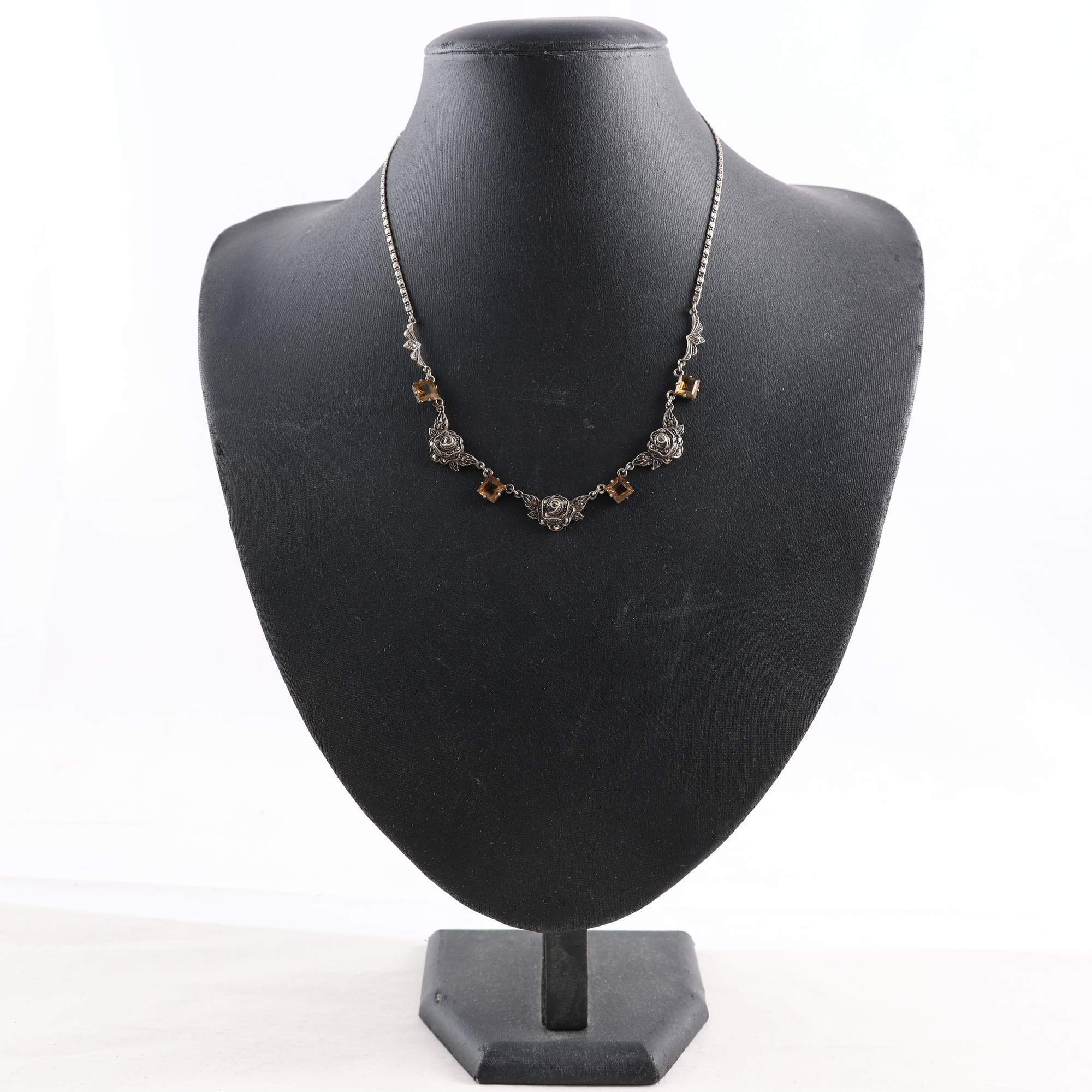 Halsband, silver, markasiter, glas, brv: 10.4g