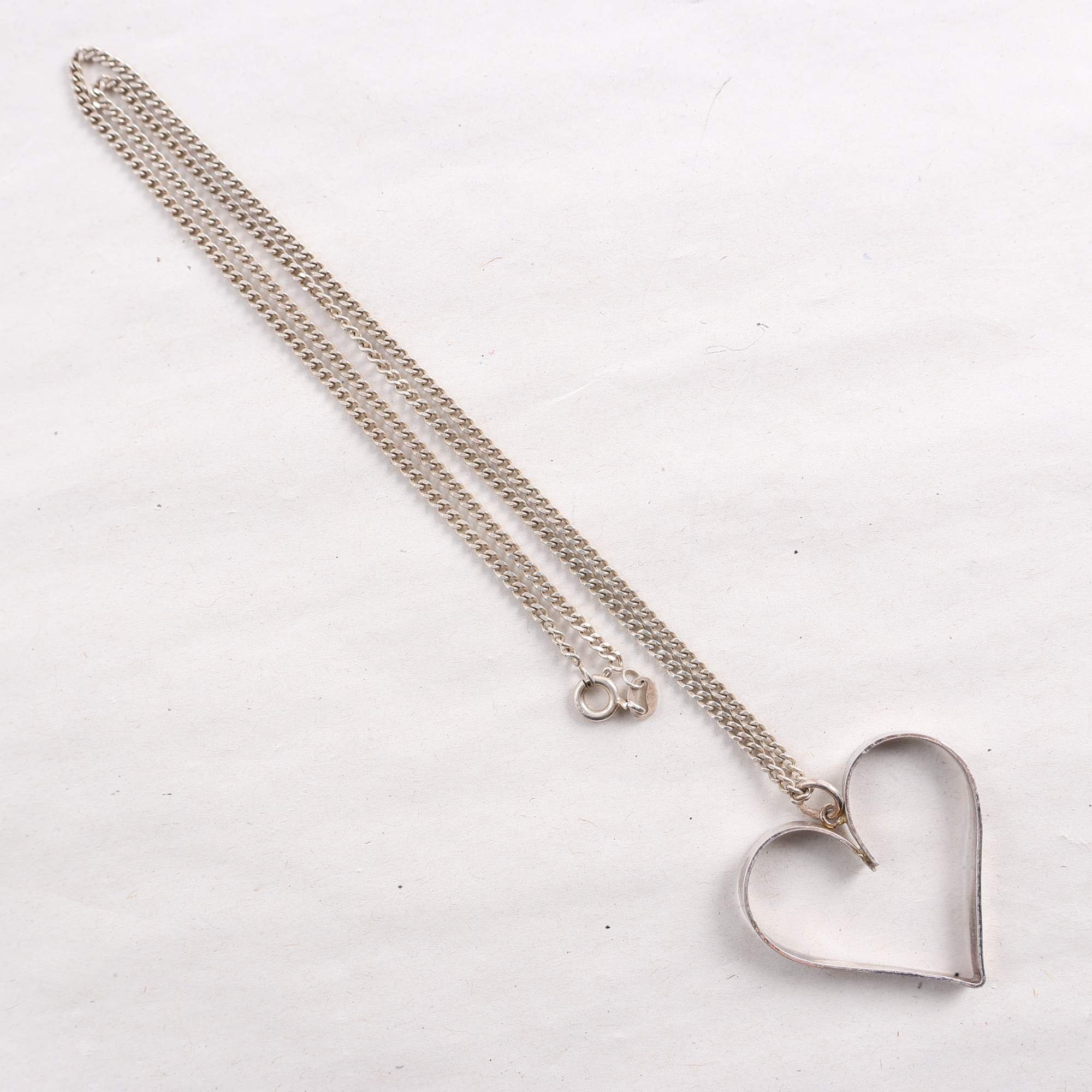 Halsband & hänge, silver, vikt: 8.4g
