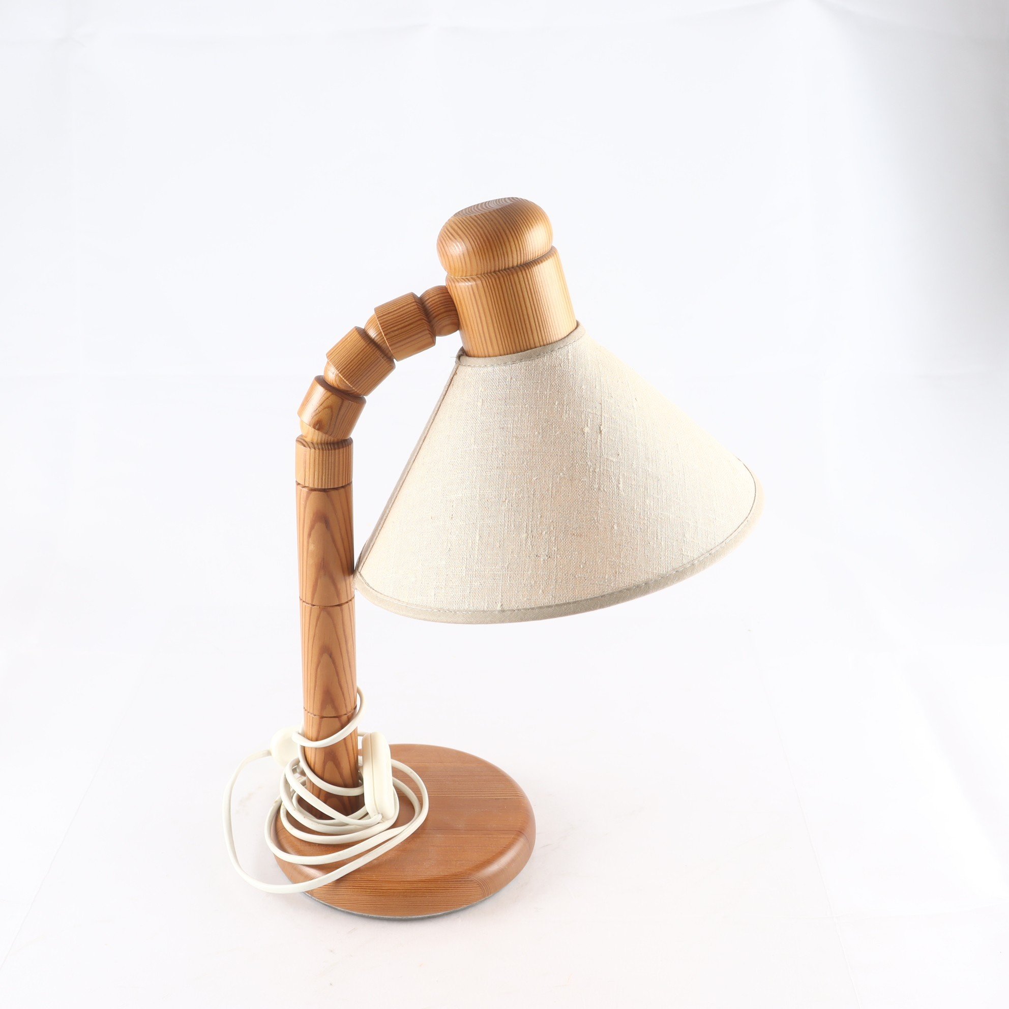 Bordslampa, Markslöjd, Furu & Linneskärm. Samfraktas ej.