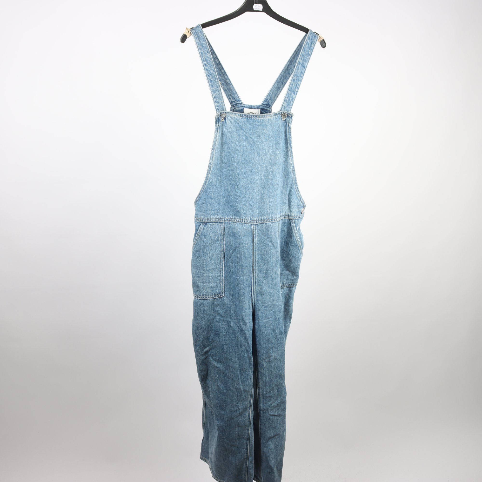 Hängselbyxor i denim, Monki, stl. M