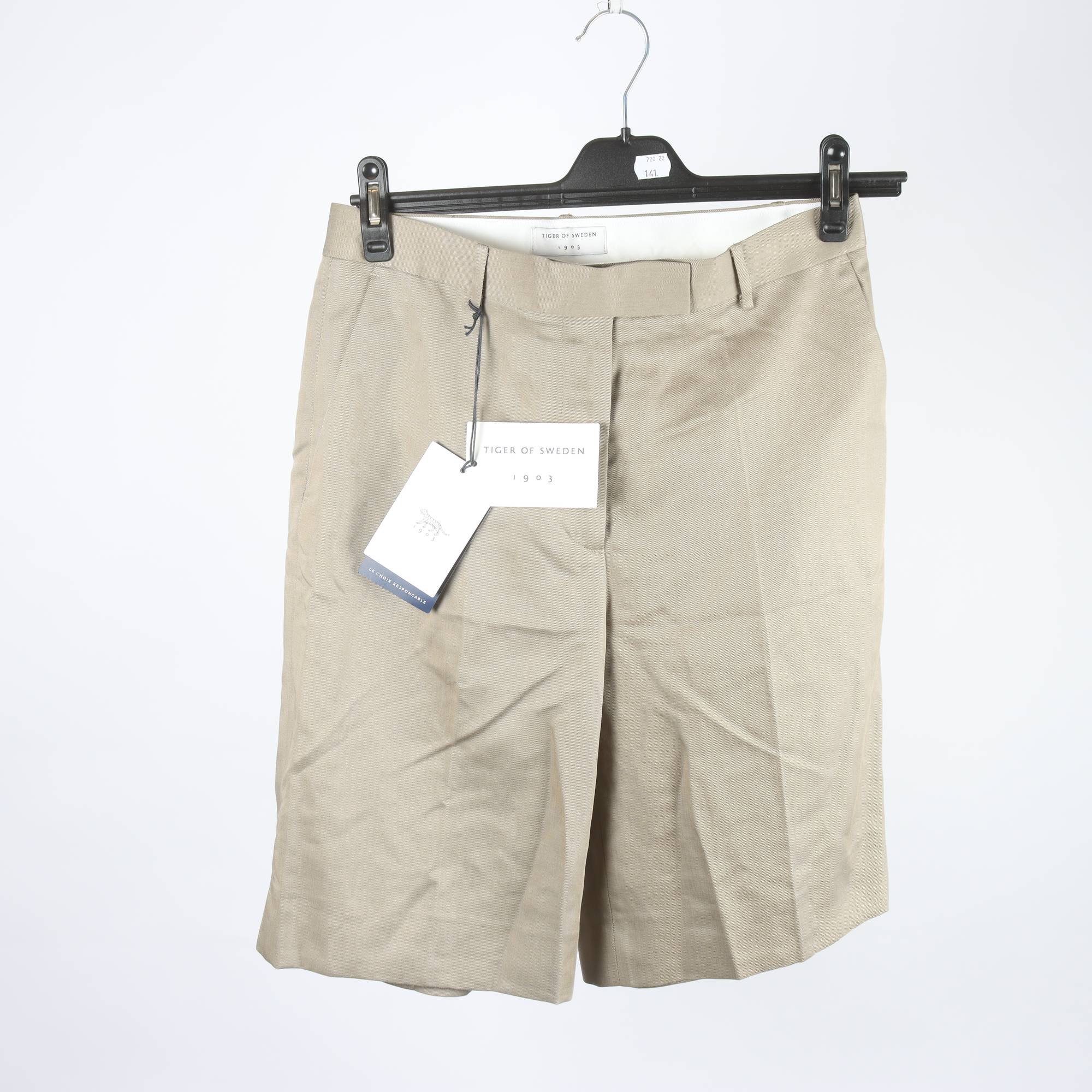 Shorts, Tiger of Sweden, beige, stl 38