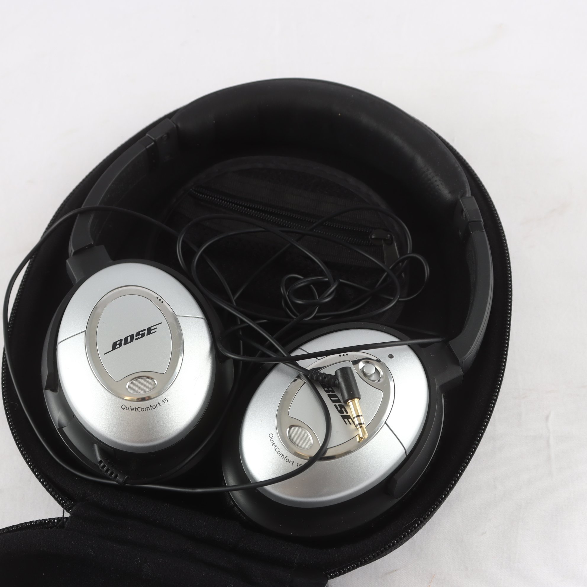 Hörlurar, Bose, QuietComfort 15