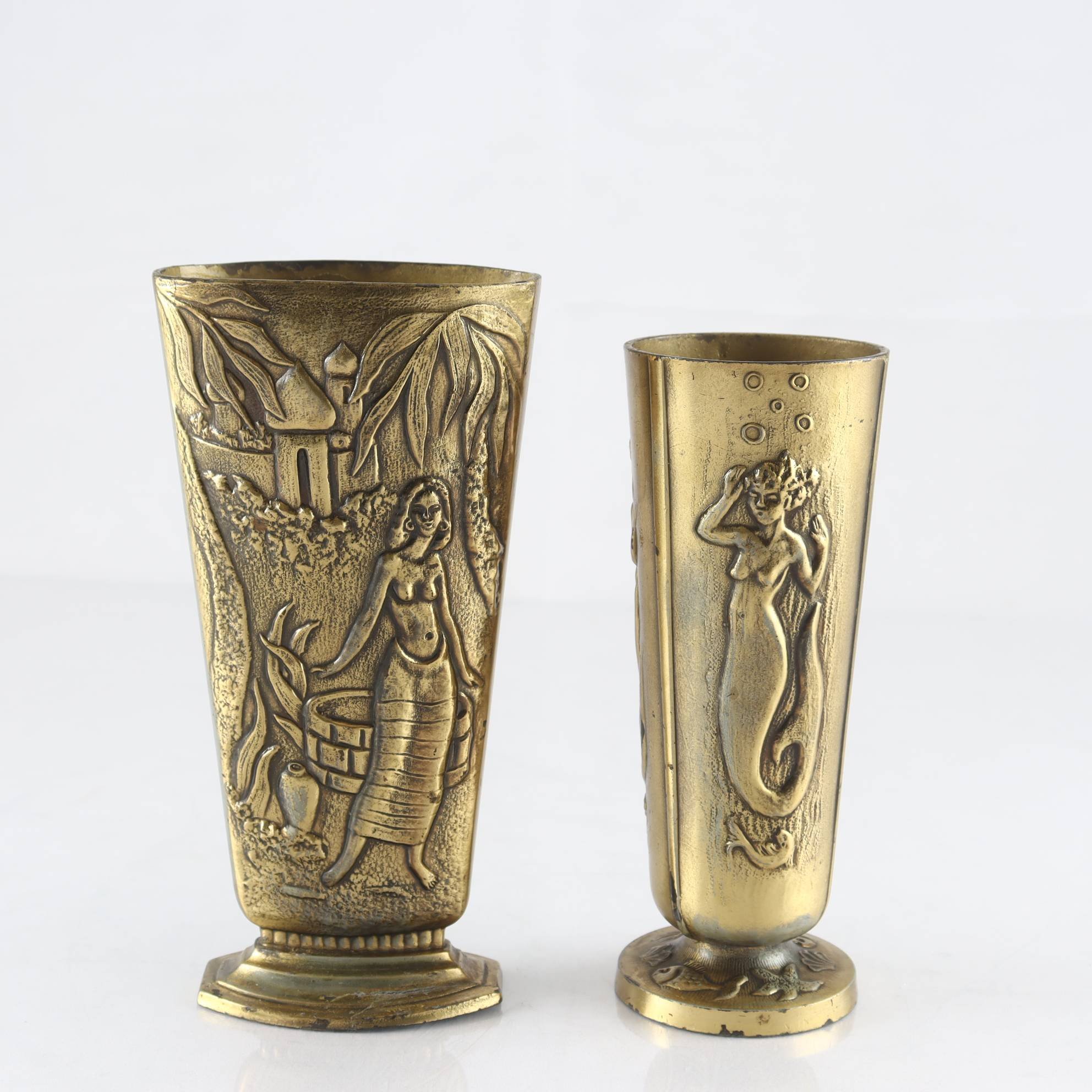 Vaser, bronspatinerad metall, Stjärnmetall, 1940/50-tal, 2 st