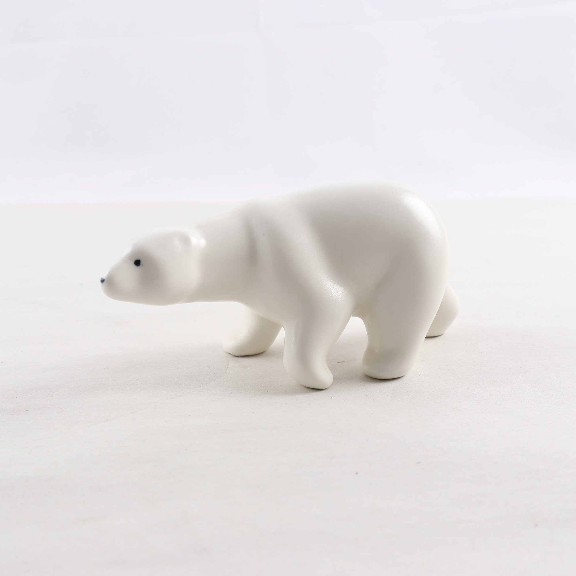 Figurin, Isbjörn, Arabia, Raili Eerola, Finland, Keramik.