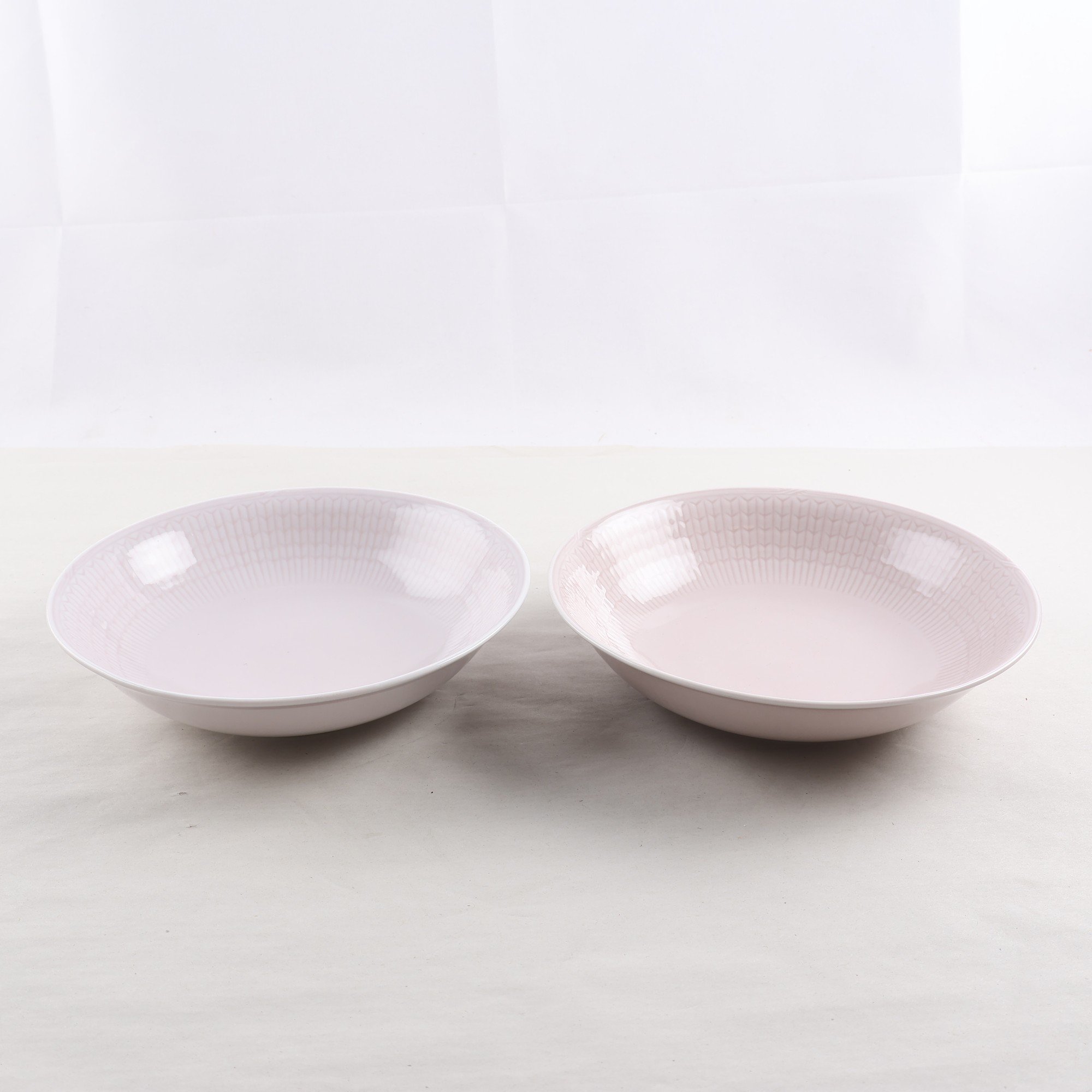 Djupa tallrikar, Rörstrand, ”Swedish grace”, Rosa, 2 st. Samfraktas ej