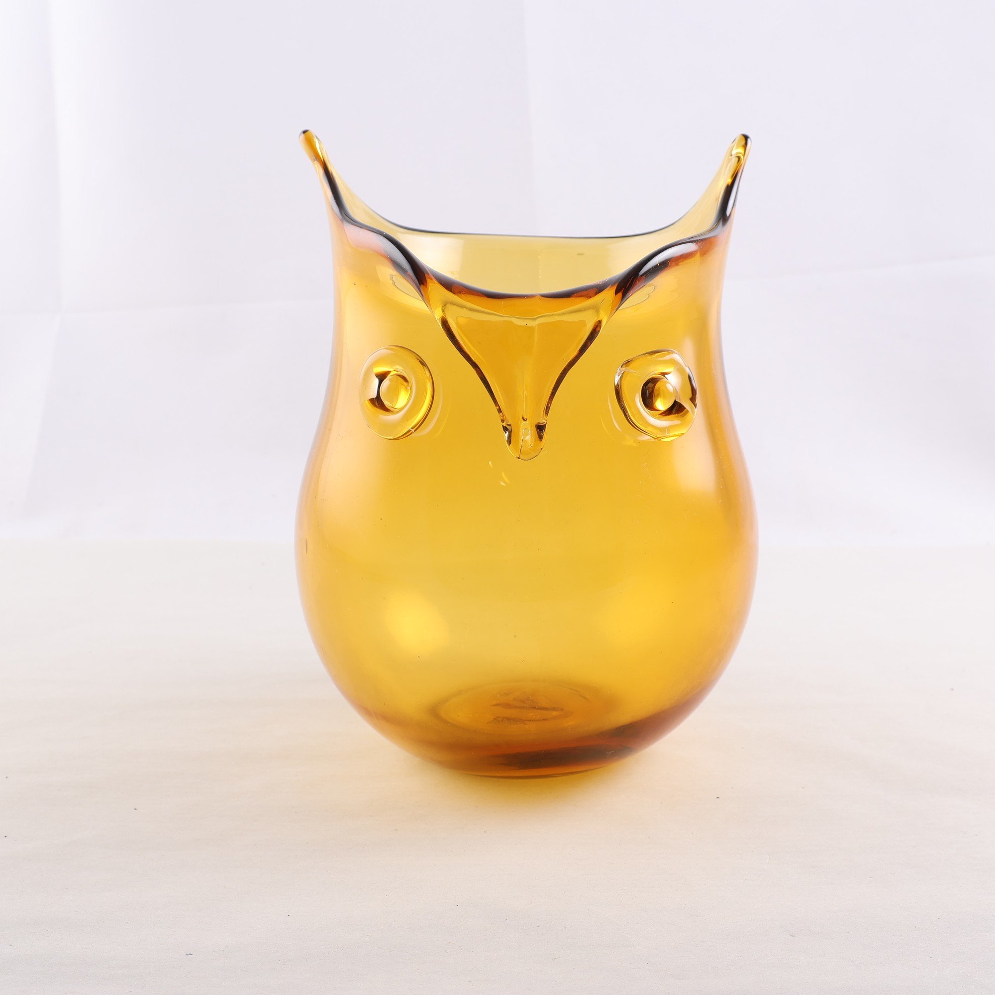 Vas, RBA Sweden, Uggla, glas. Samfraktas ej