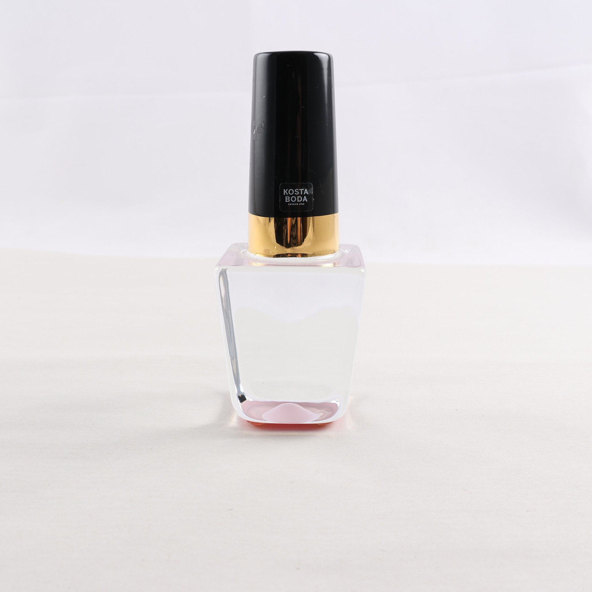 Glaskonst, kosta boda, ’makeup’ nagellack, Åsa Jungnelius