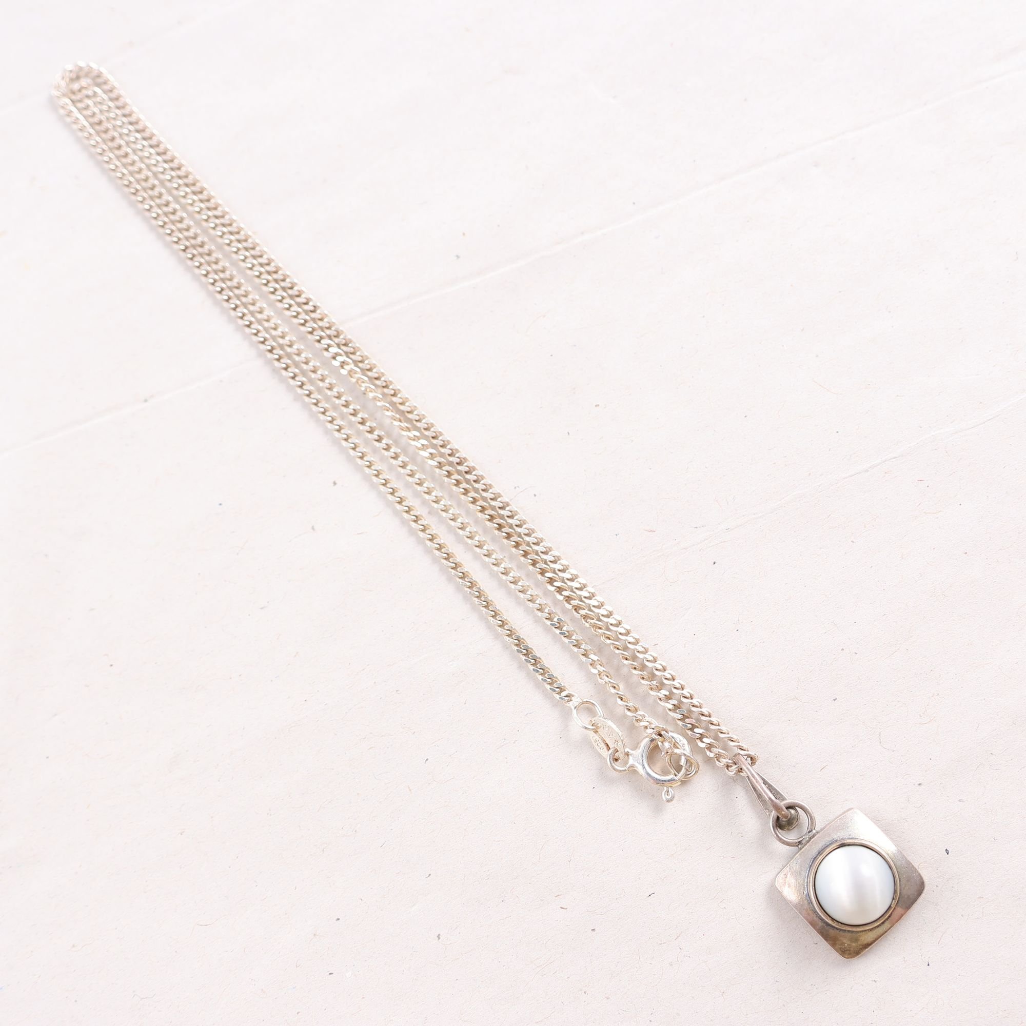 Halsband & hänge, silver, glas, brv: 5.6g