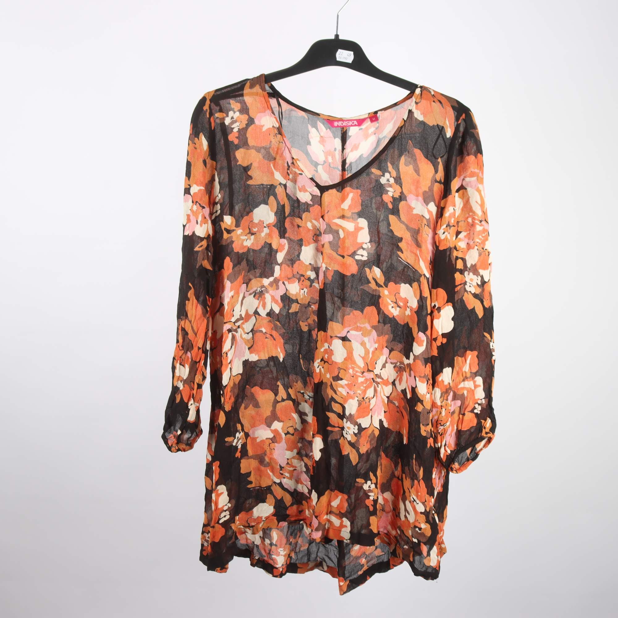 Blus, Indiska, stl. M