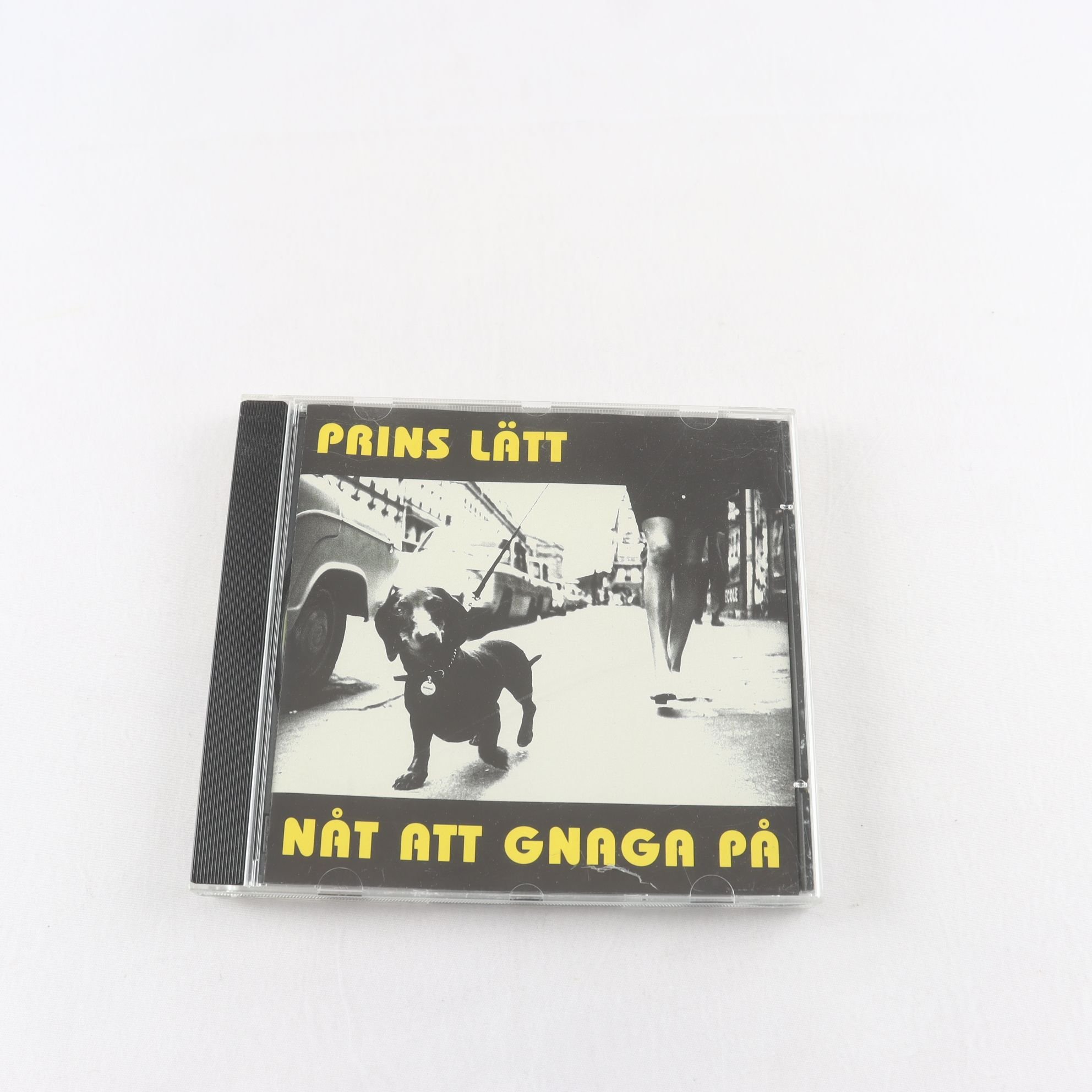 CD Prins Lätt, Nåt Att Gnaga På
