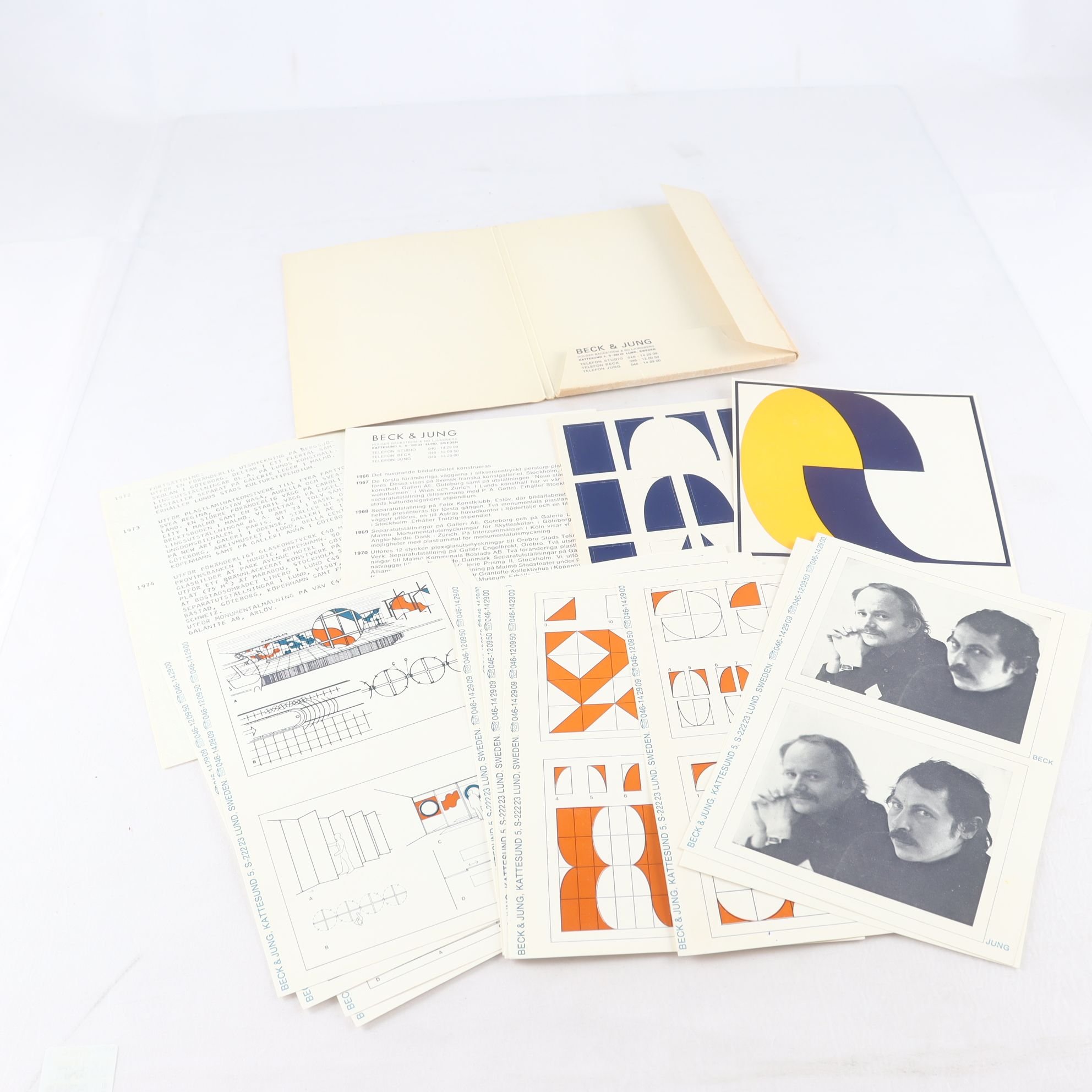 Beck & Jung, Mönstersystemet (Bildalfabetet), mapp med 17 blad