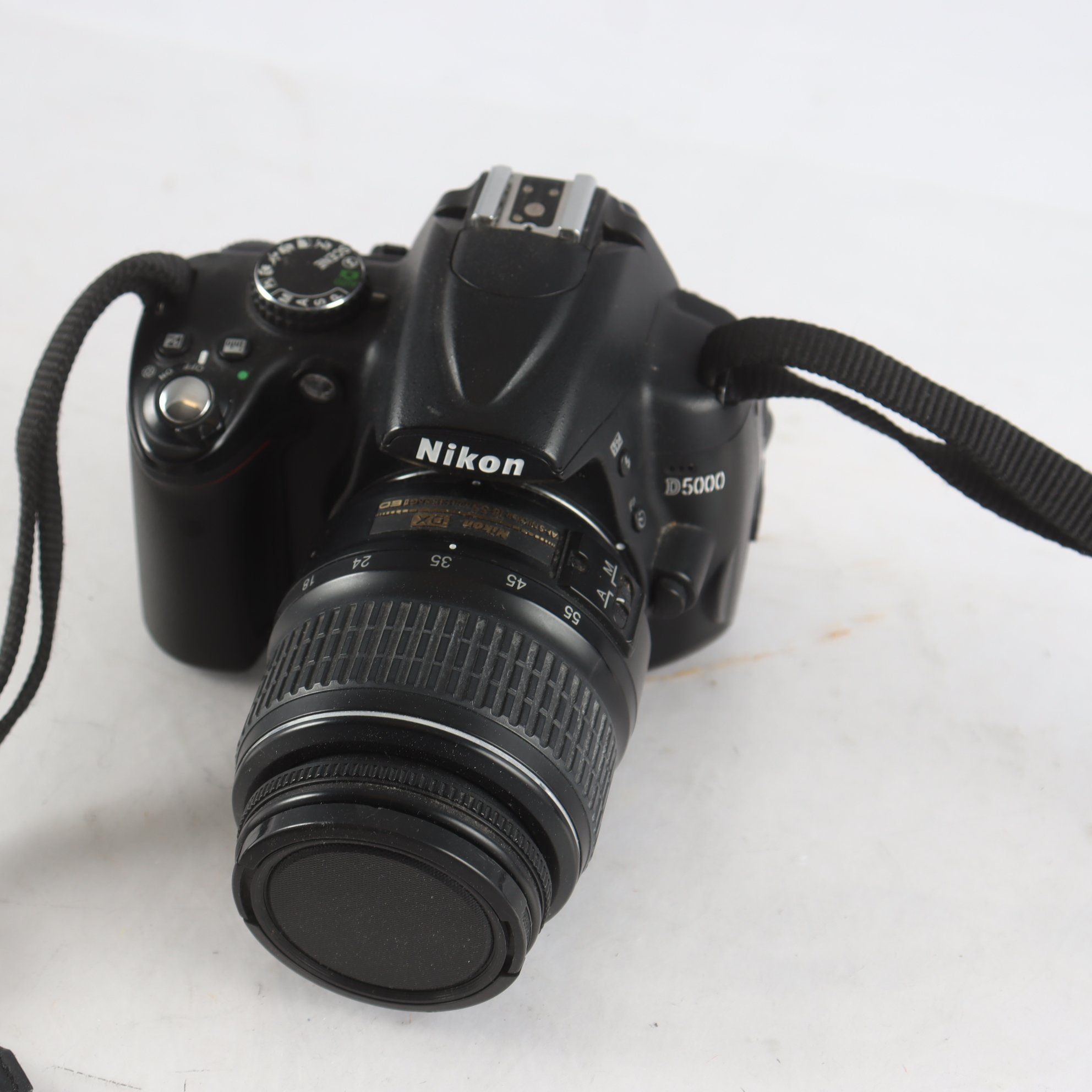 Digitalkamera, Nikon D5000