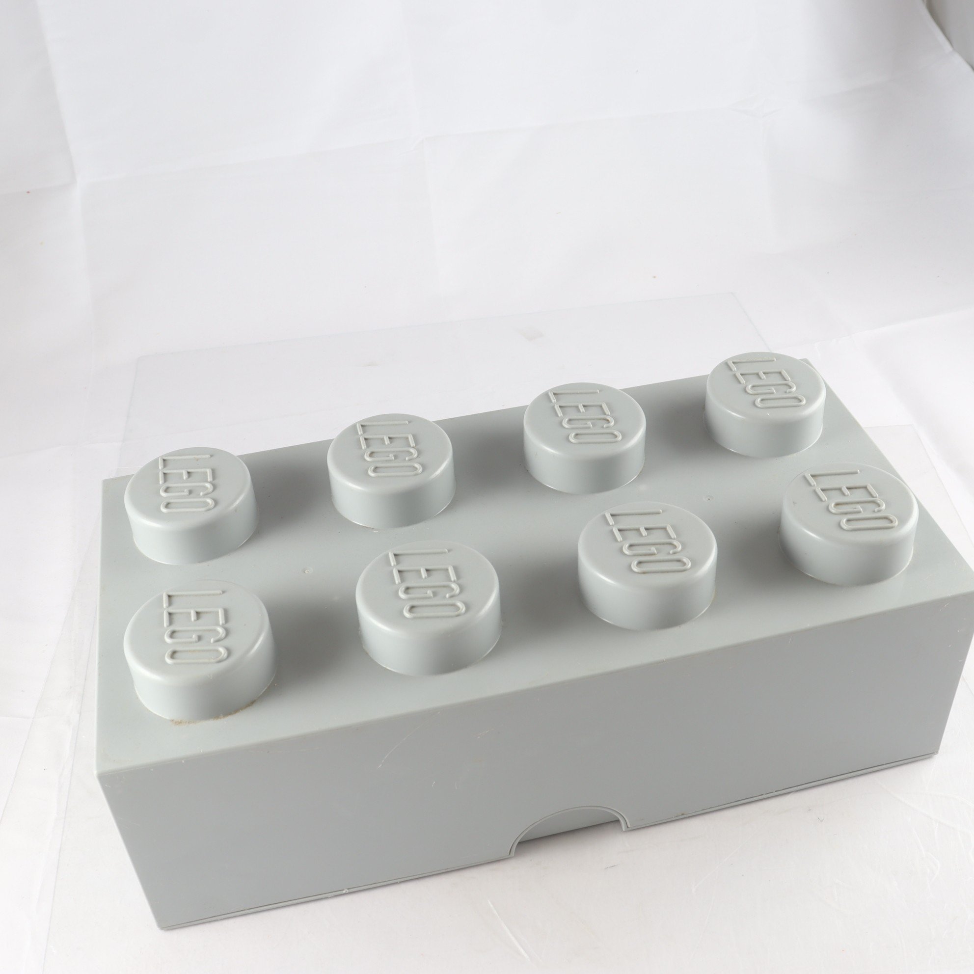 Lego förvaringslåda. Samfraktas ej.