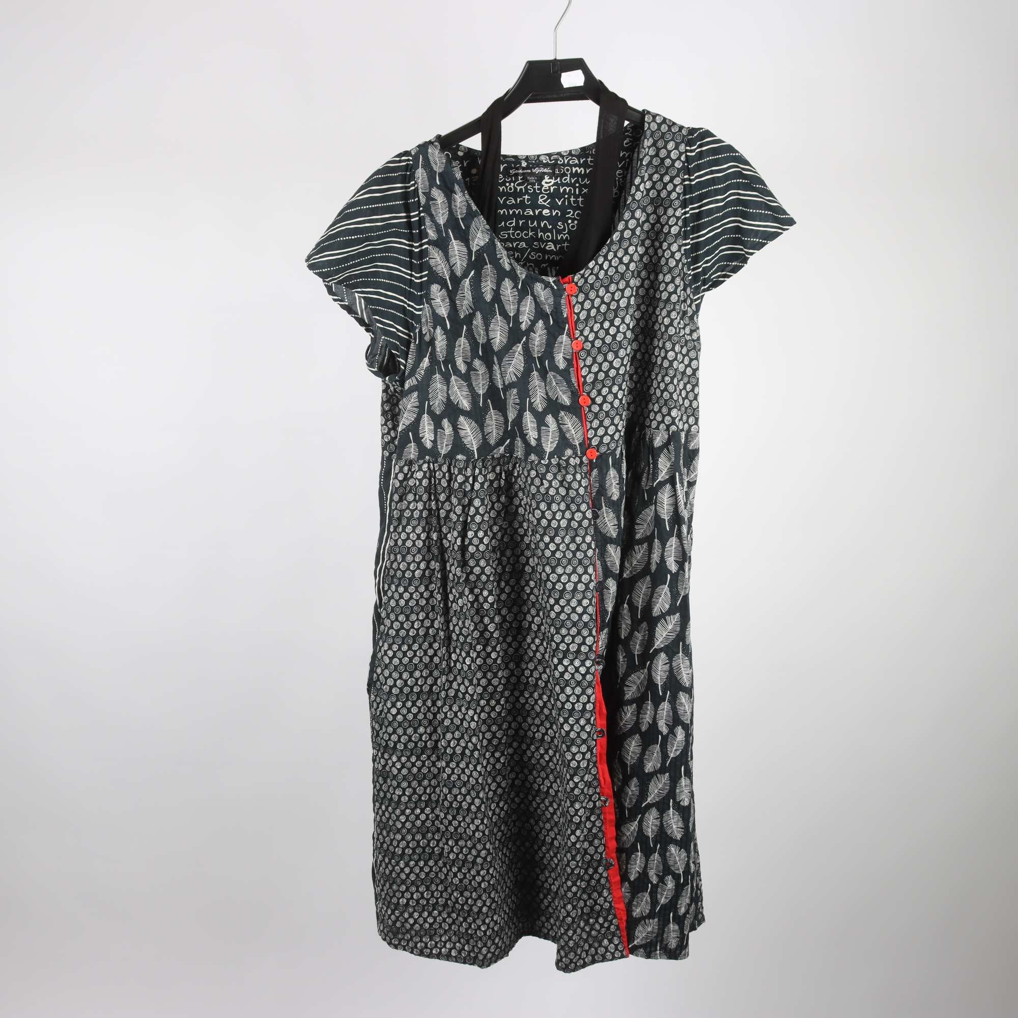 Klänning, Gudrun Sjödén, svart, mönstrad, stl. XL.