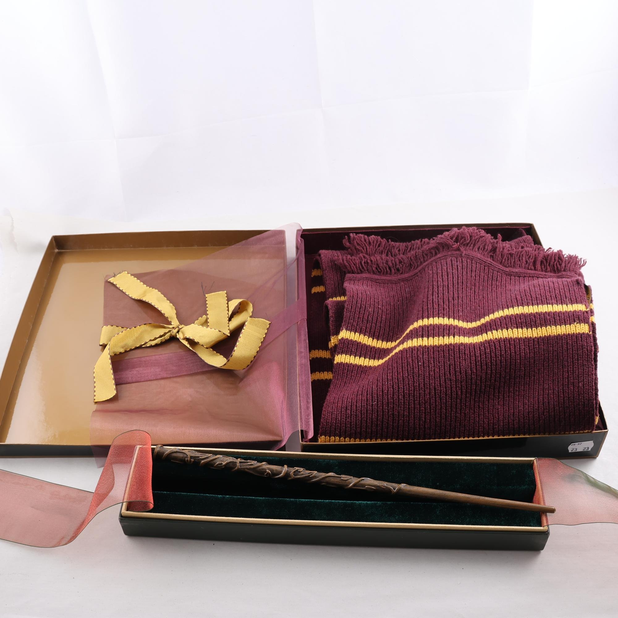 Halsduk & Trollstav, Harry Potter, Gryffindor.