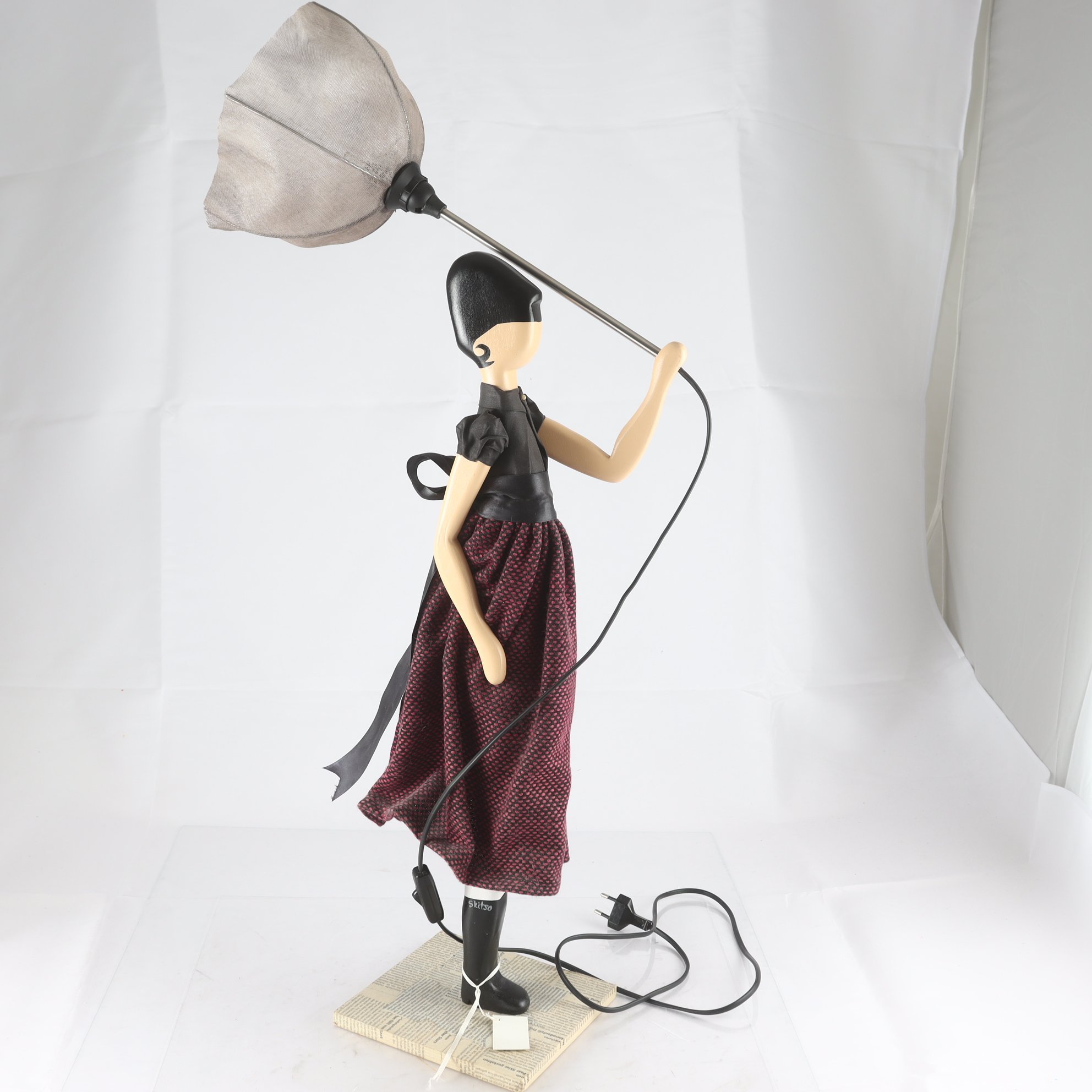 Lampa, Skitso, little girl lamp. Endast avhämtning.