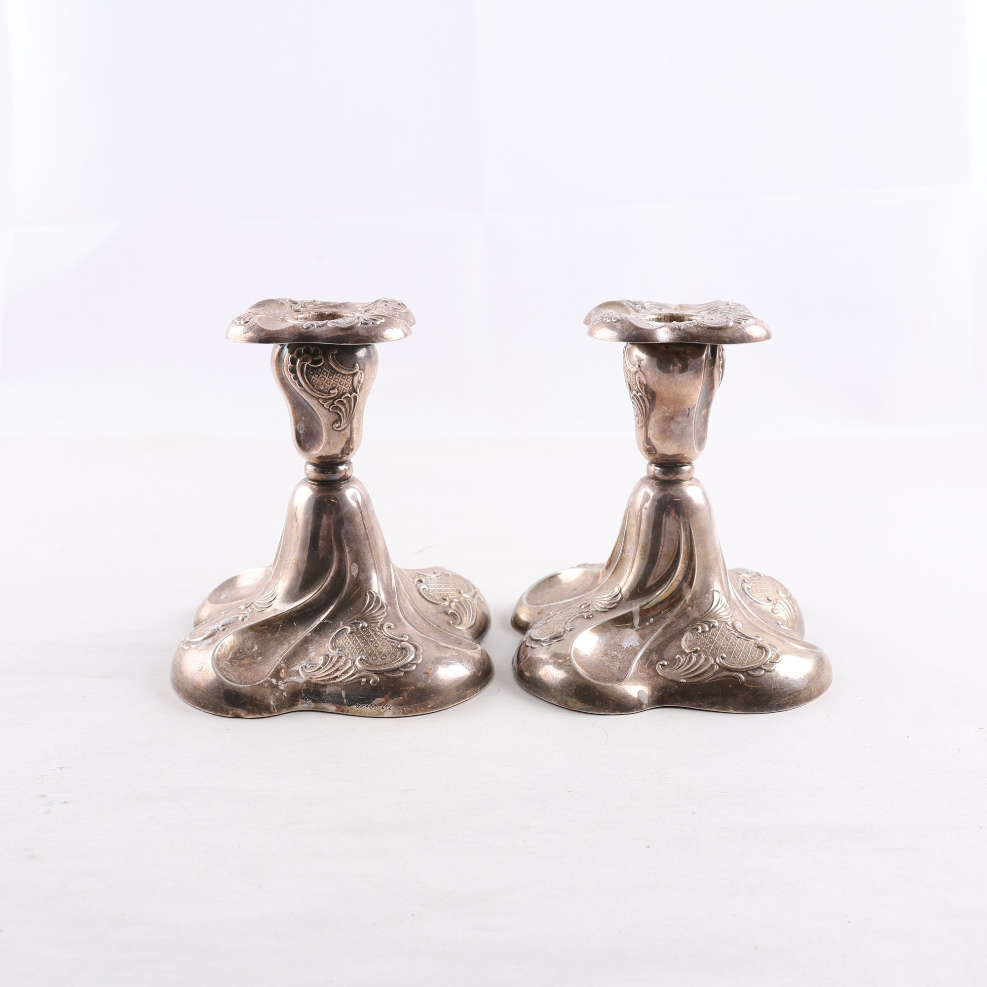 Paret ljusstakar, 1900- tal, silver 830, stämplad kattfot.