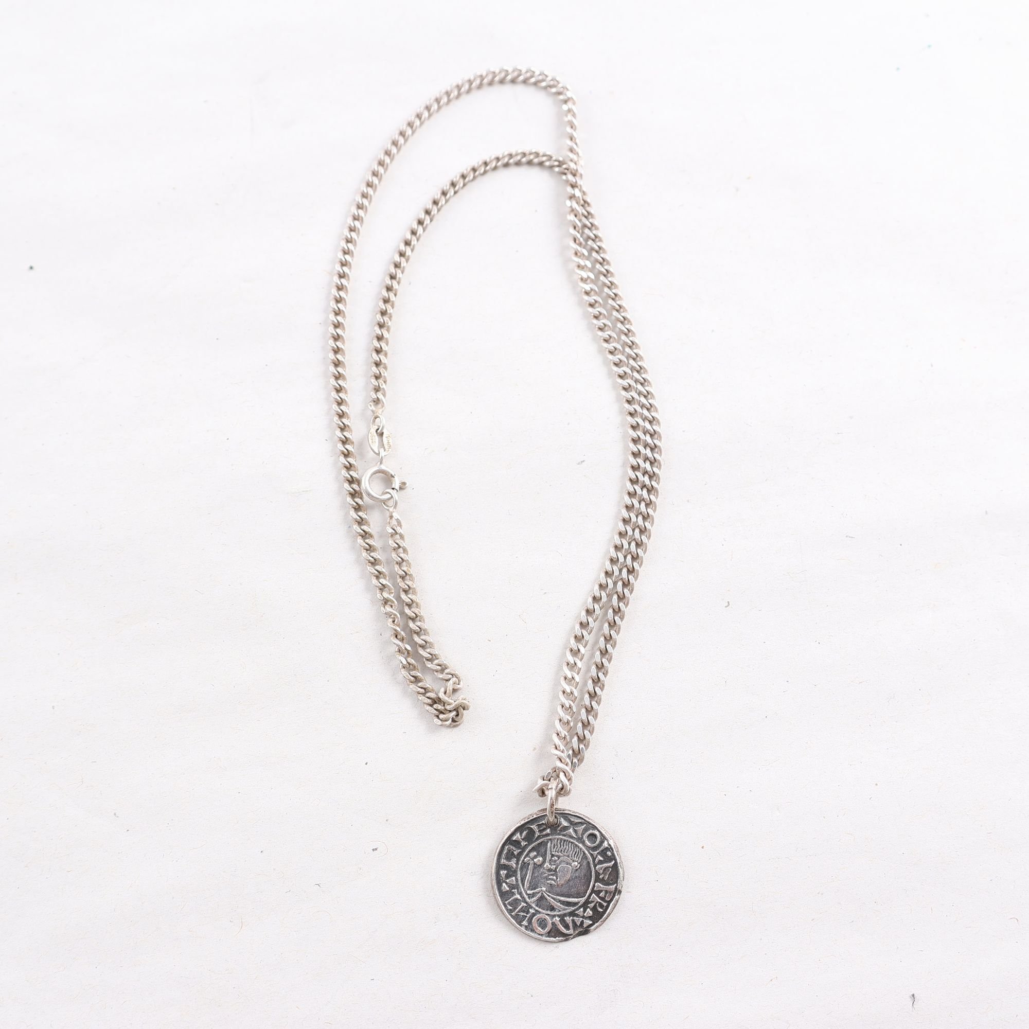 Halsband & hänge, silver, vikt: 12,9 g