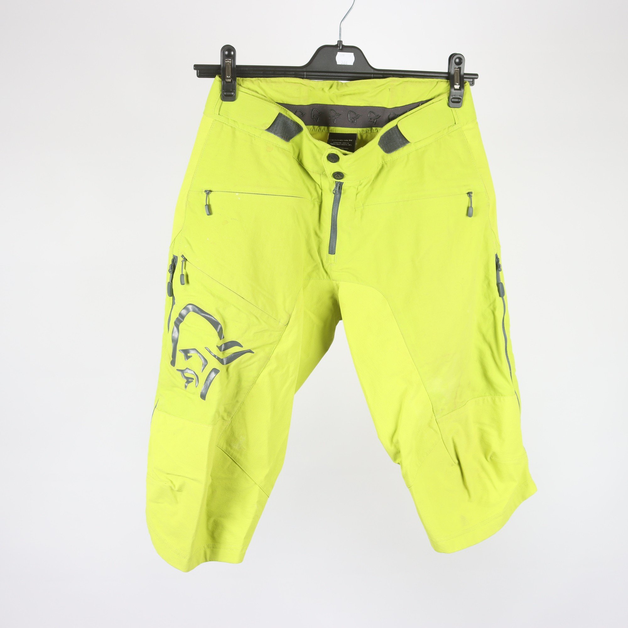 Shorts, Norrøna, limegrön, stl. S.