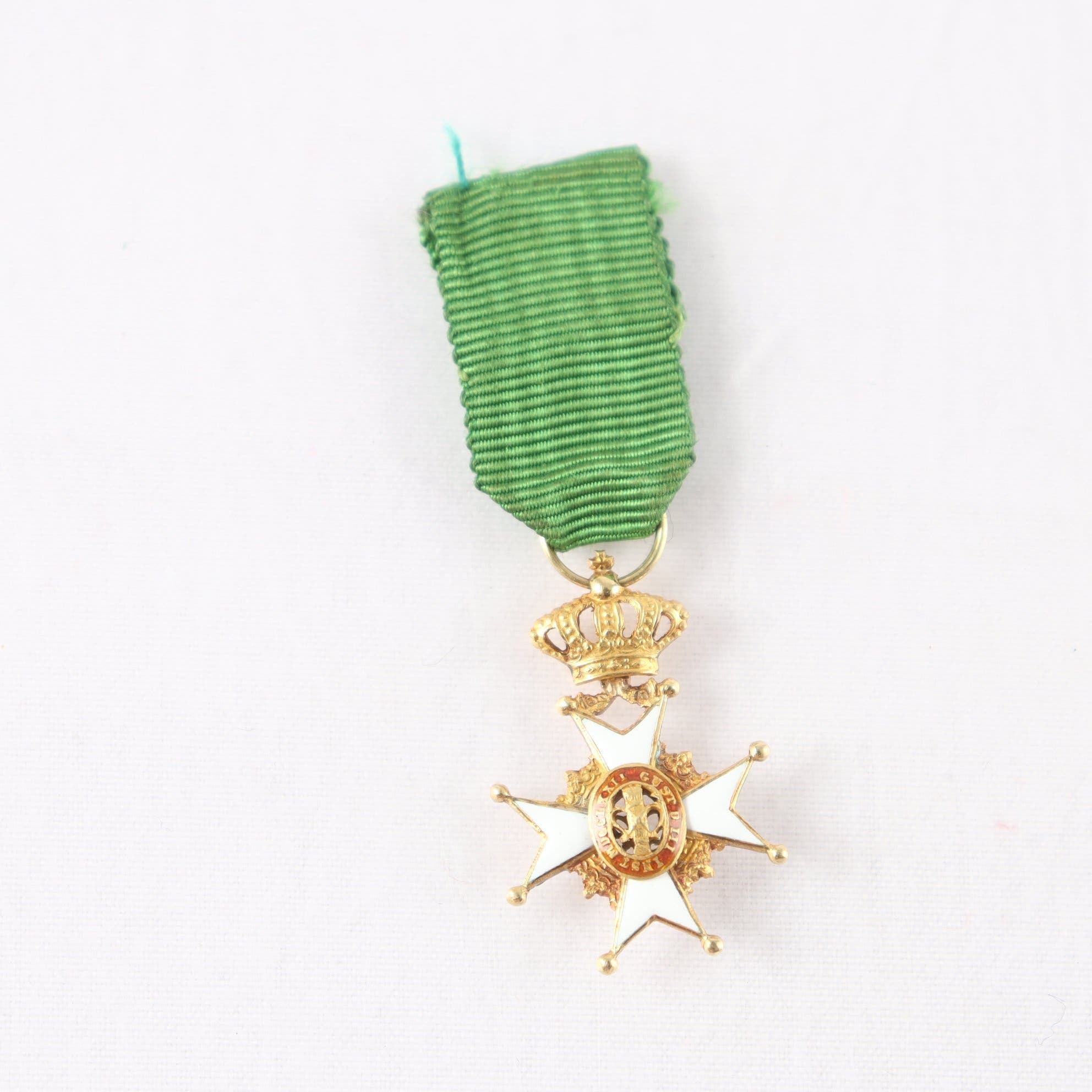 Kungliga Vasaorden, miniatyr, 18K guld med emaljarbete