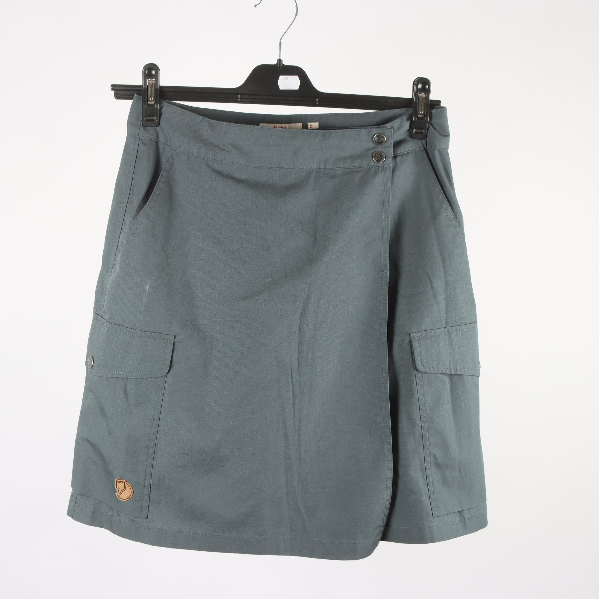 Kjol, Fjällräven, grå, stl. 38.