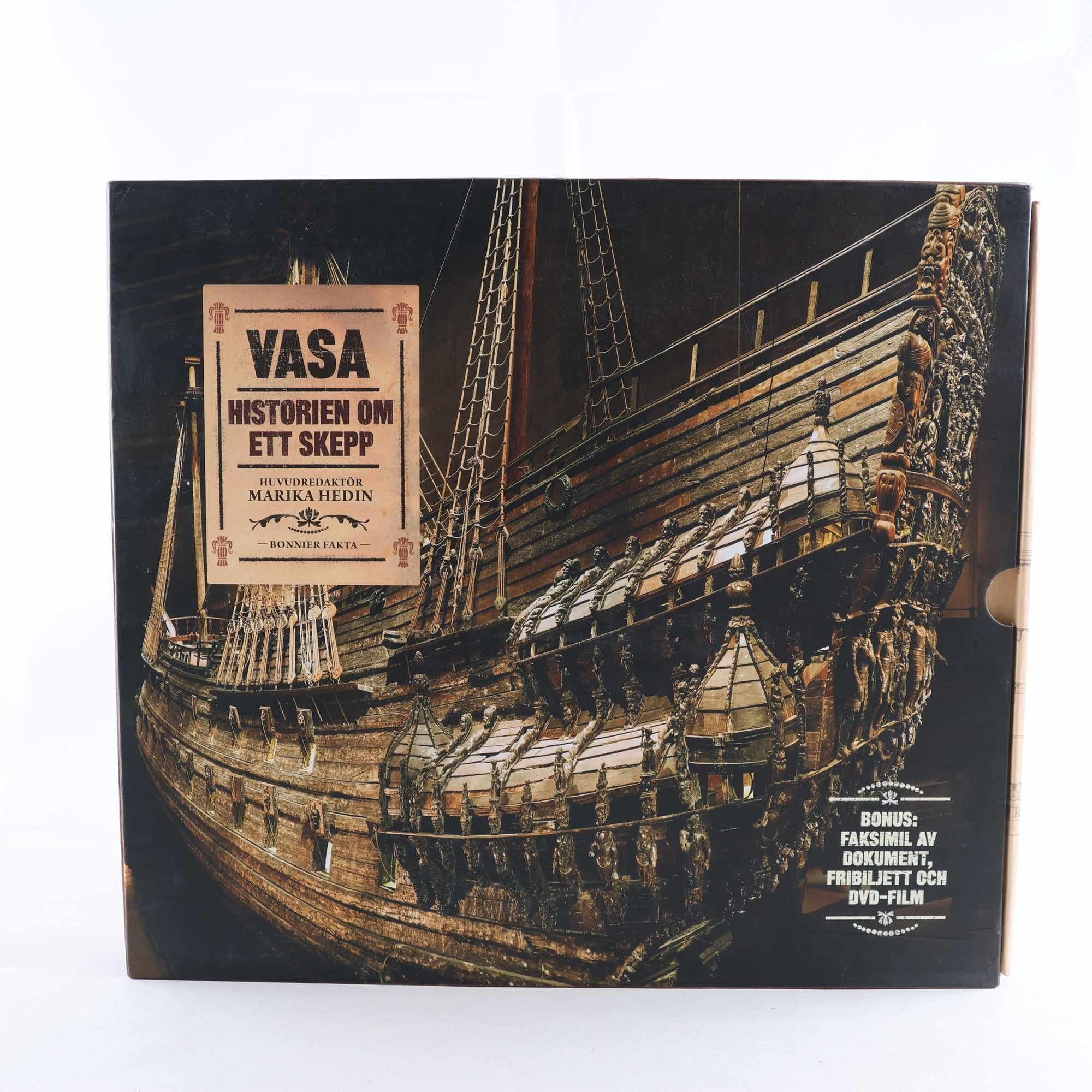 Vasa; Historien om ett skepp, Huvudredaktör Marika Hedin. Samfraktas ej