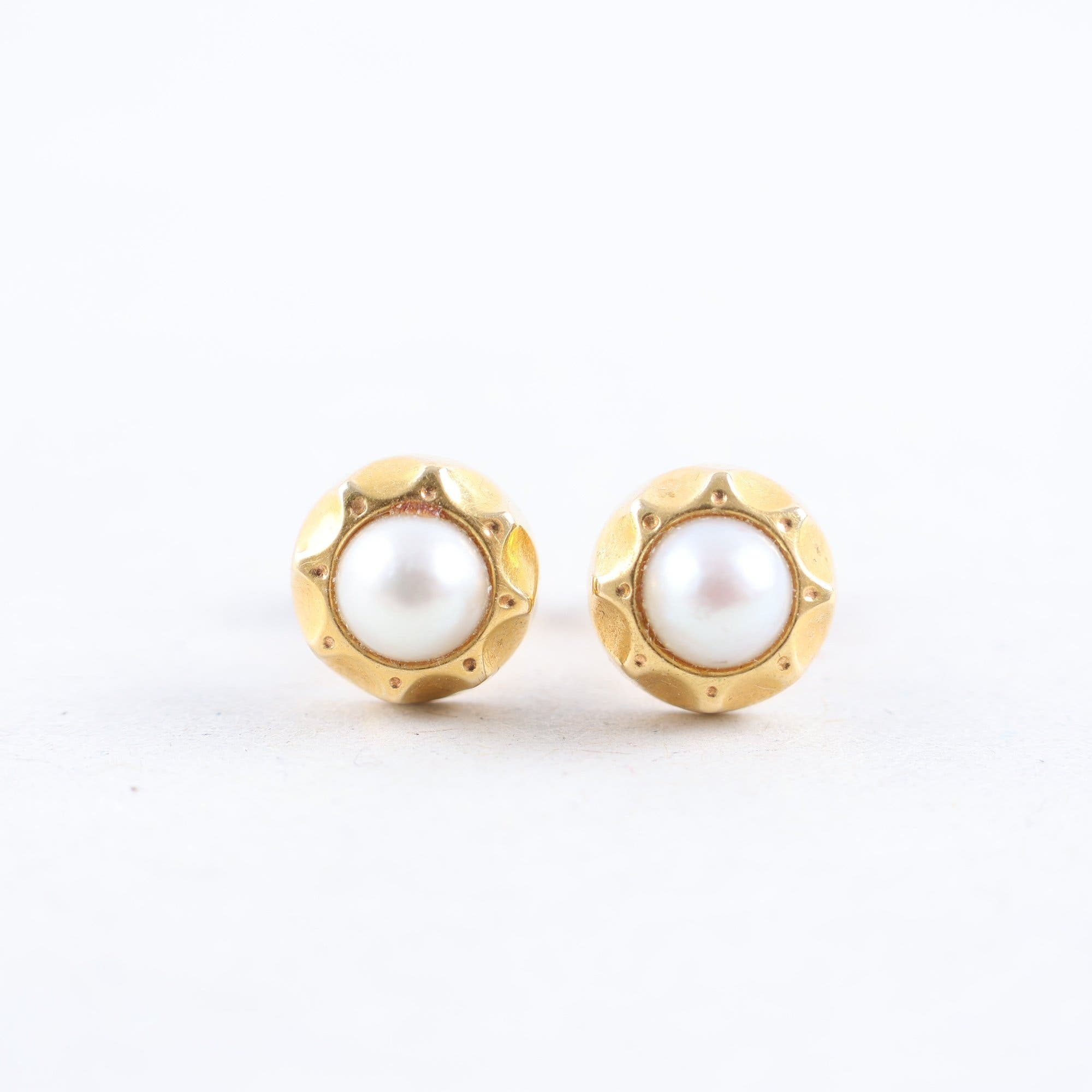 Örhängen, guld 18k, pärla, brv: 1.6g