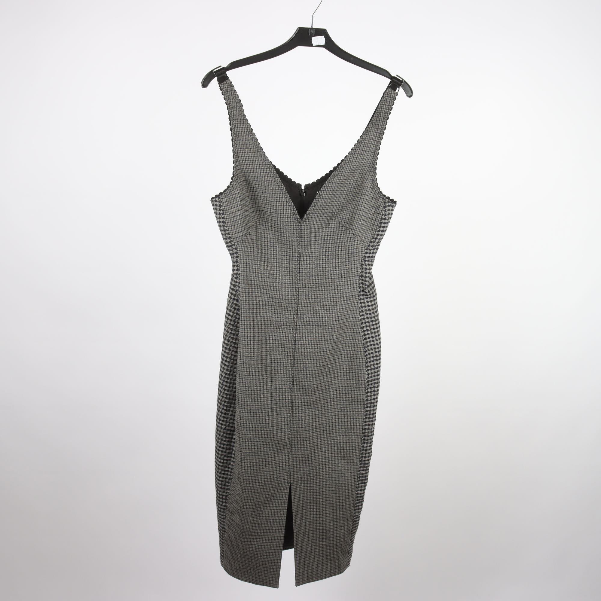 Klänning, H&M Studio, grå, rutig, stl. 40.