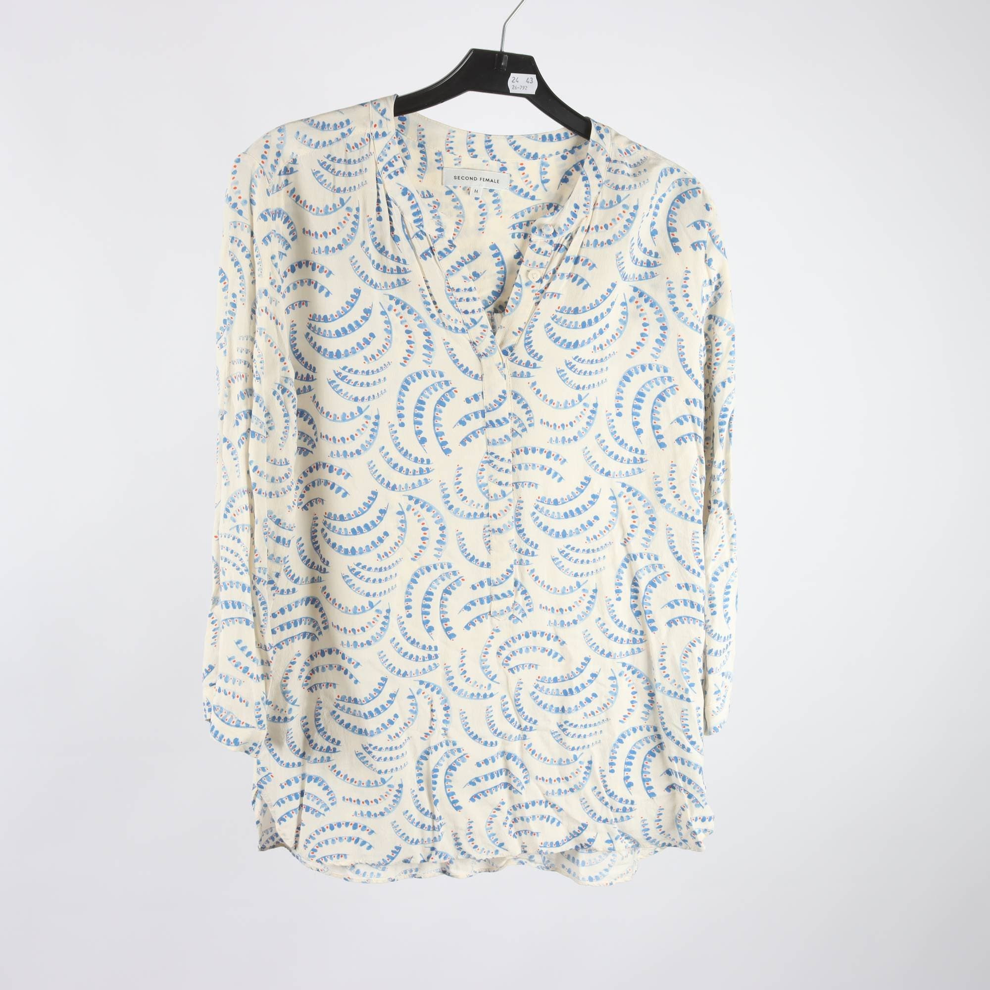 Blus, Second Female, stl. M