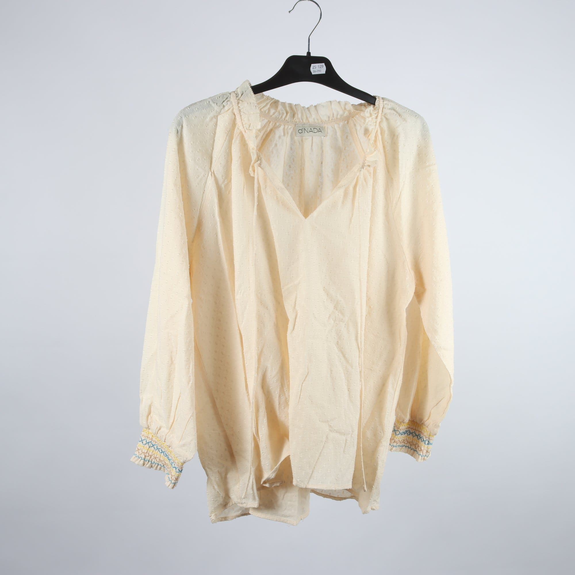 Blus, d’Nada, stl. L