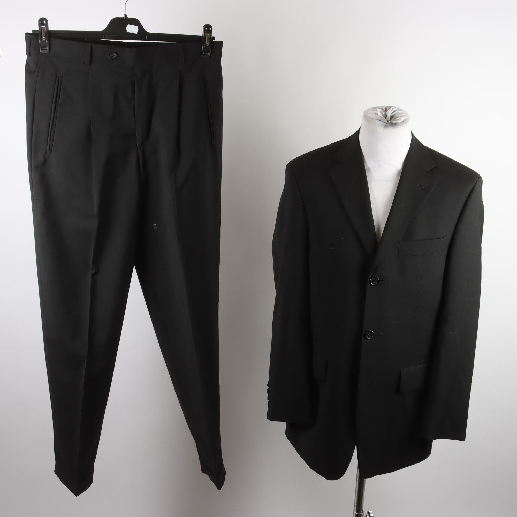Kostym, Pierre Cardin, svart, stl. 46