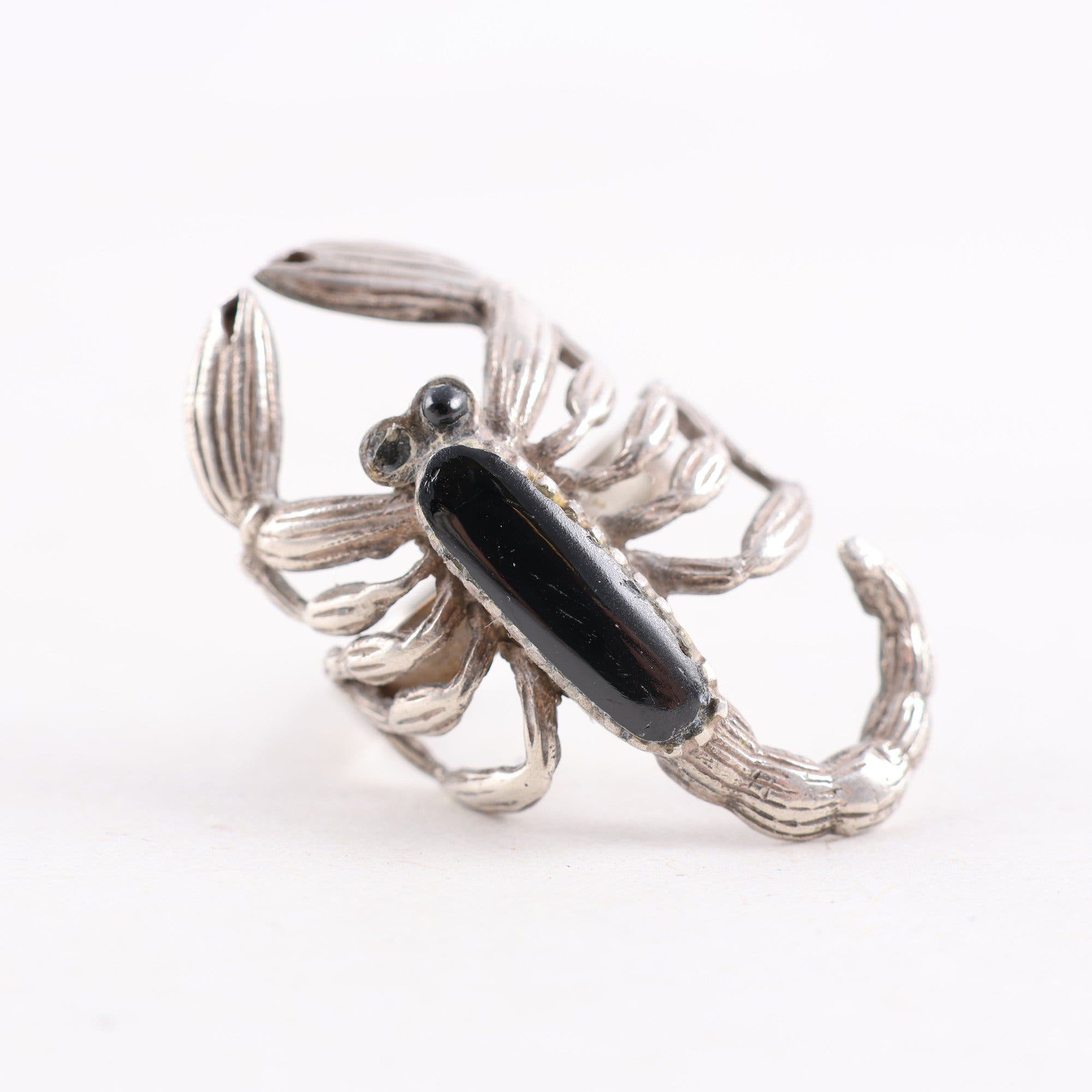 Silverring, skorpion, silver, onyx, brv: 8g