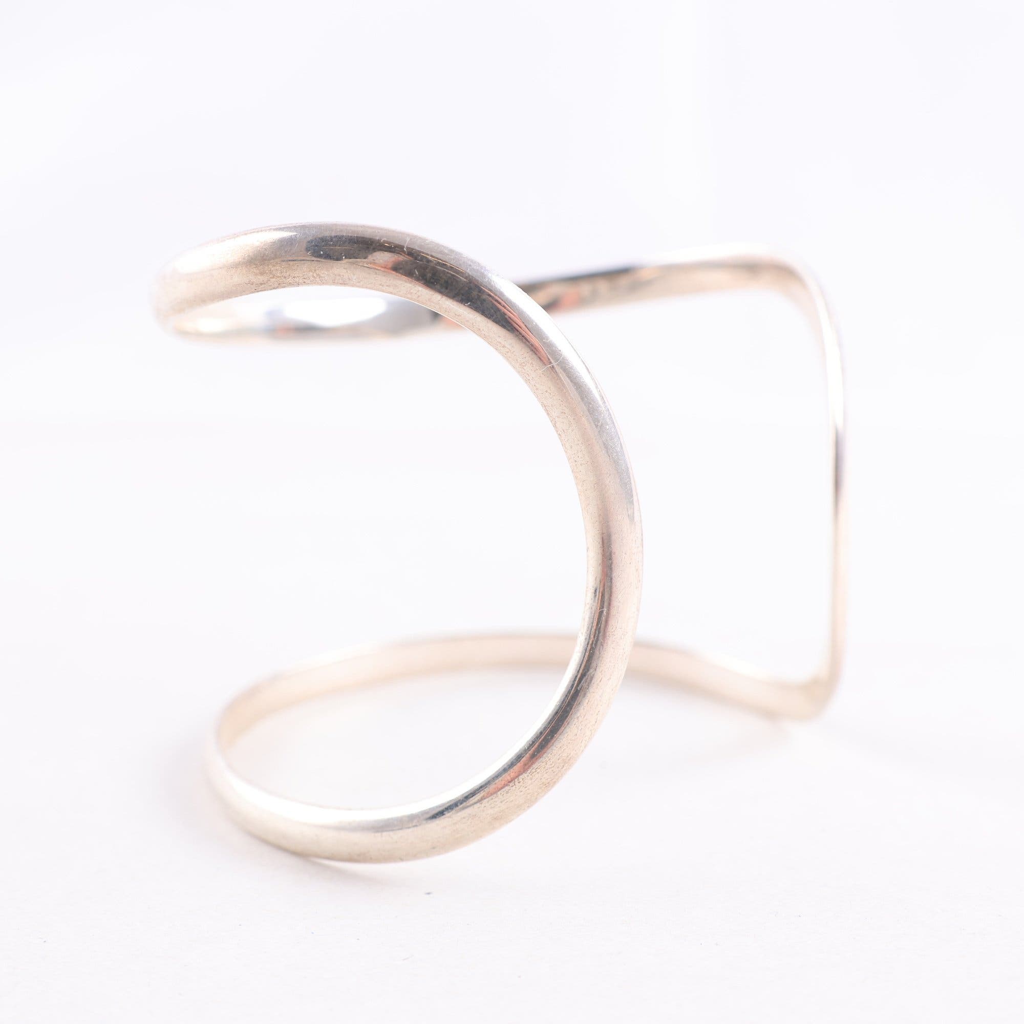 Infinity bangle, Georg Jensen, silver, vikt: 25g