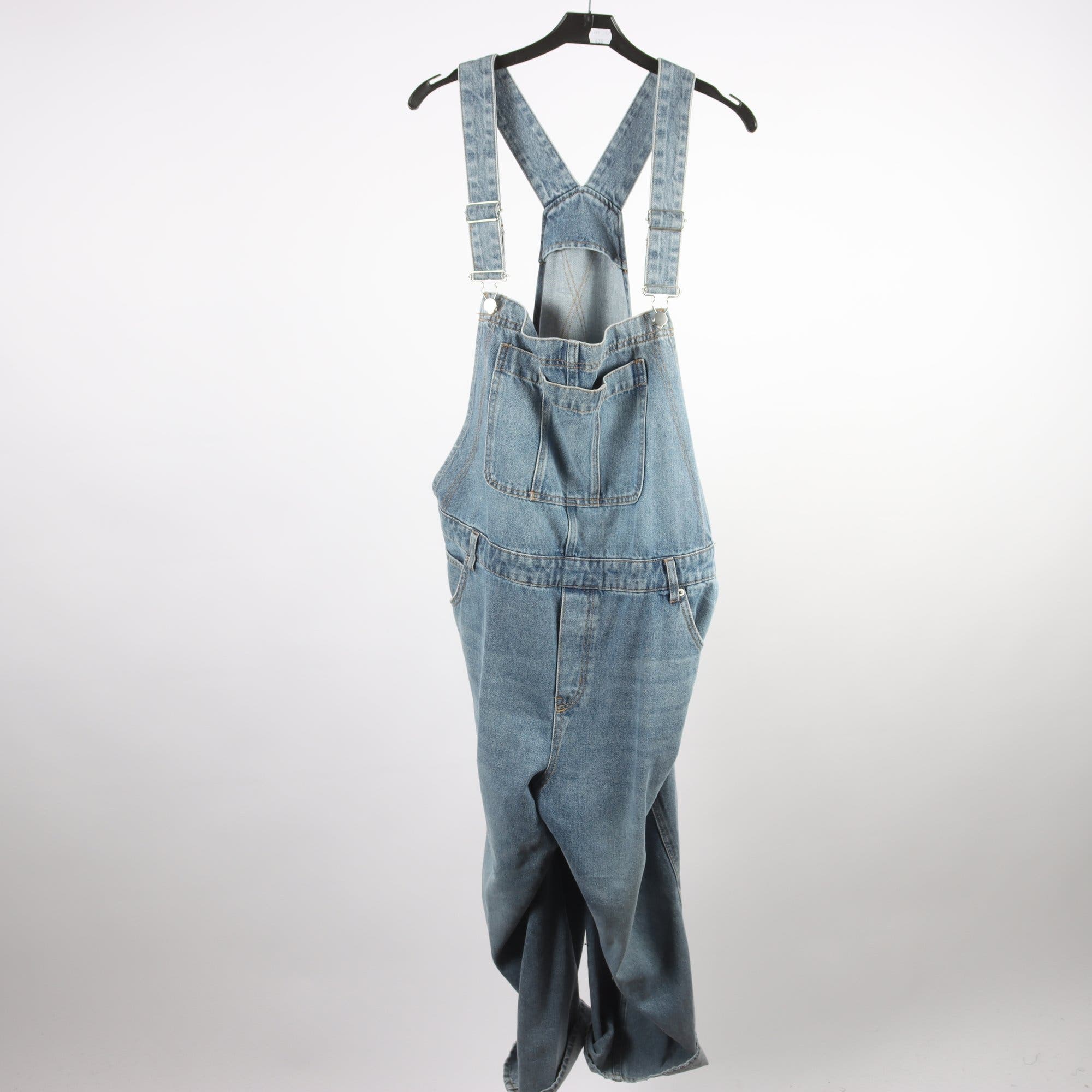 Hängselbyxor, H&M, blå, jeans, stl. XL.