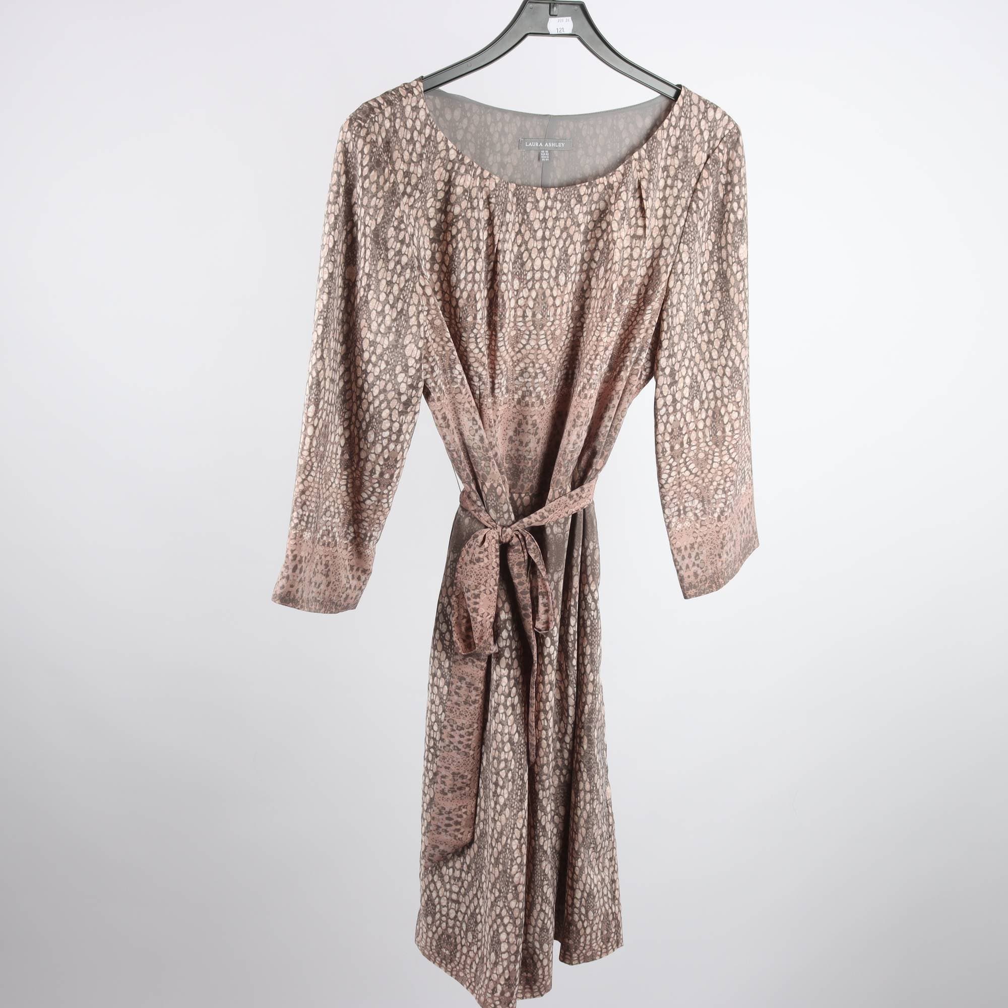 Klänning, Laura Ashley, mönstrad, stl. 42