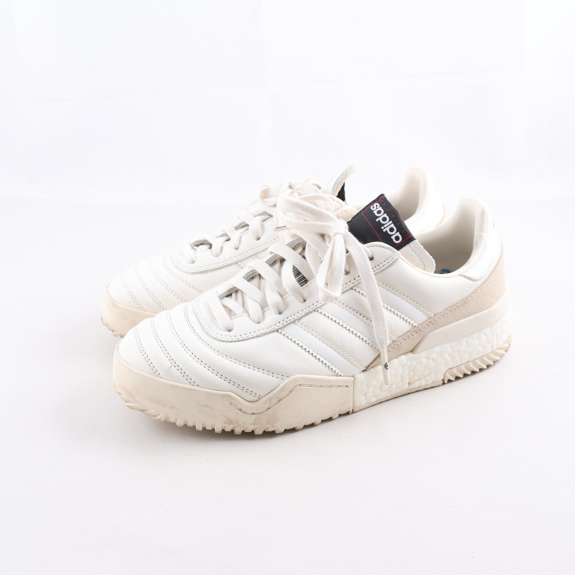 Sneakers, Adidas x Alexander Wang, vit, stl. US 7 (40)