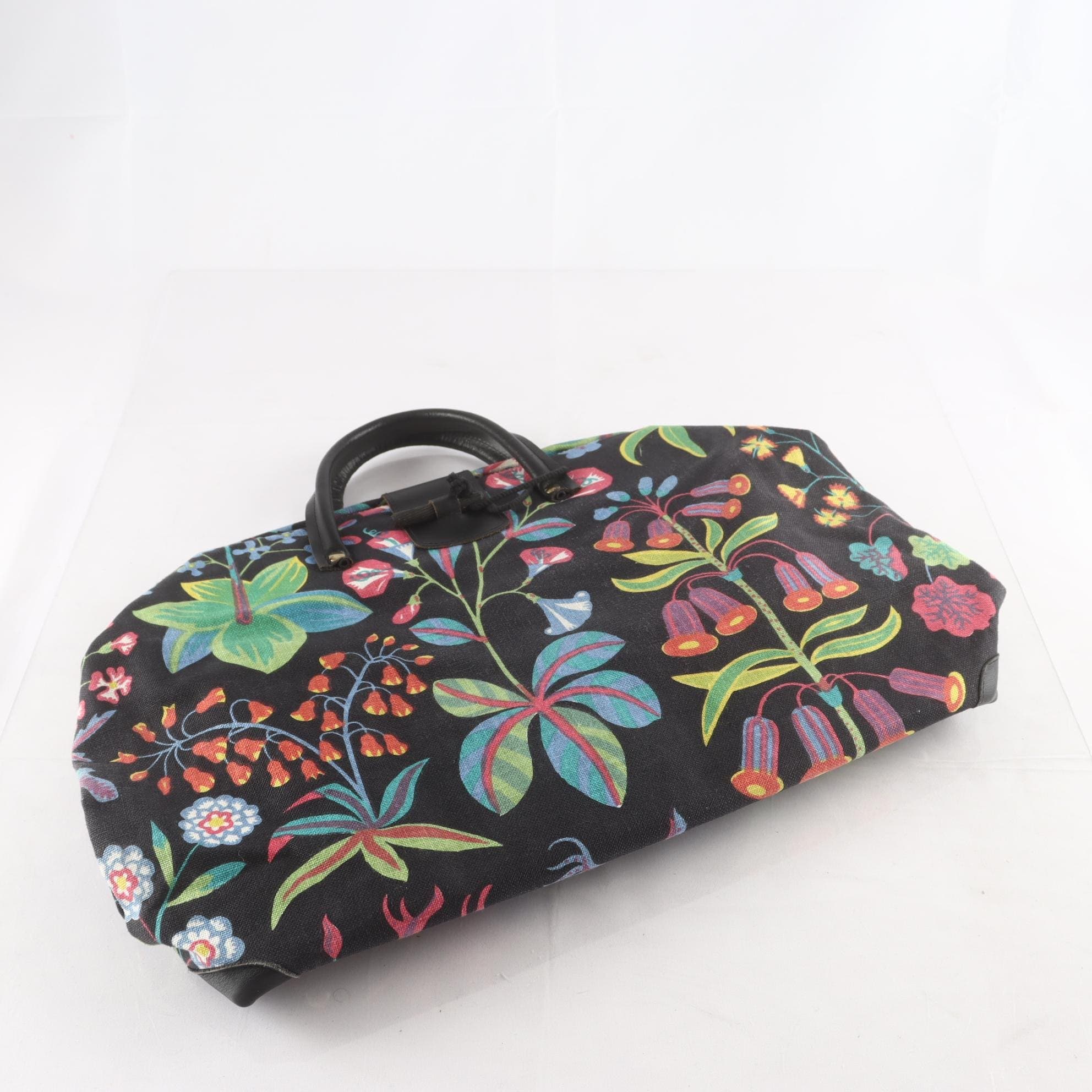 Handväska, Josef Frank, Under ekvatorn.