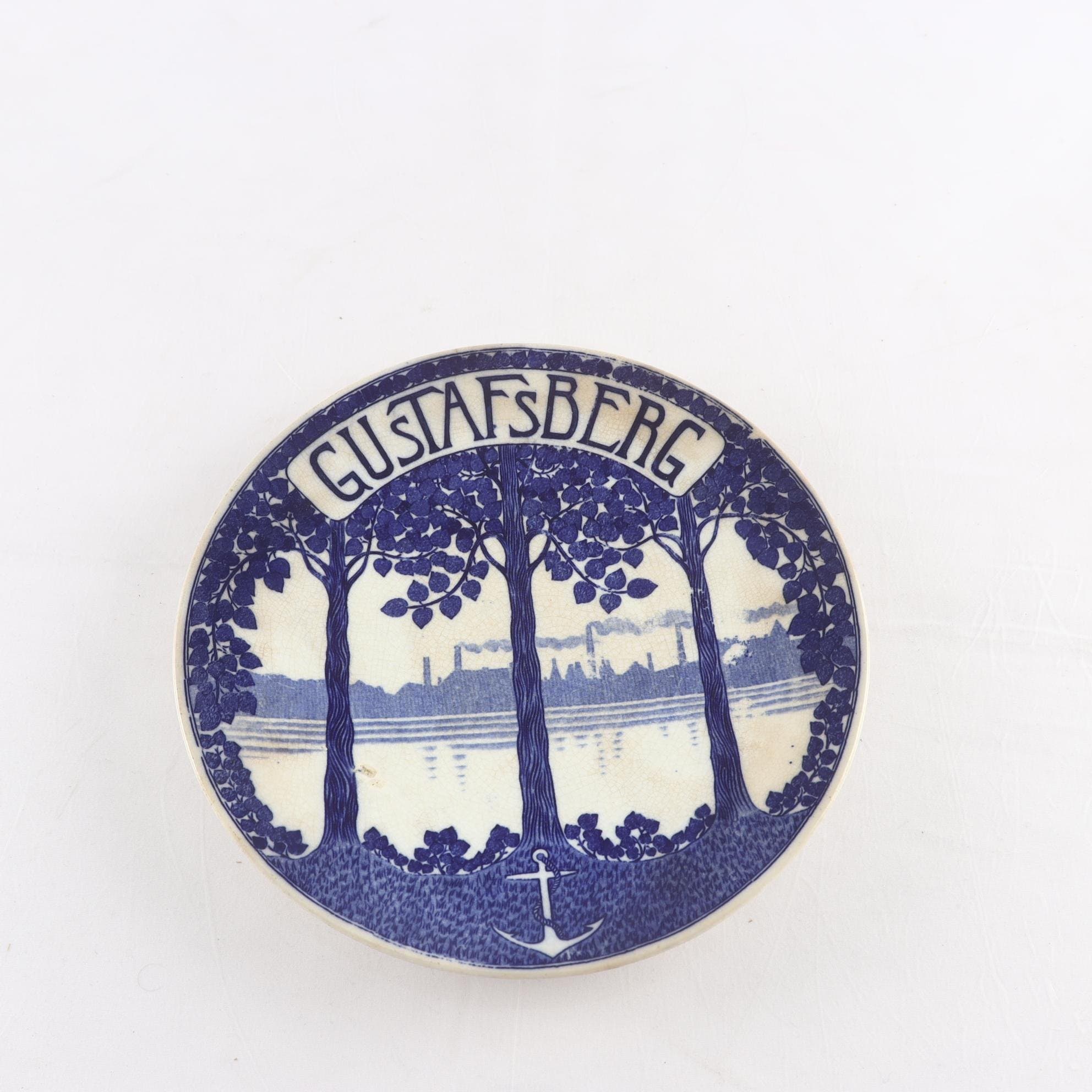 Jubileumstallrik, Gustavsberg, märkt 1911, porslin. Samfraktas ej.