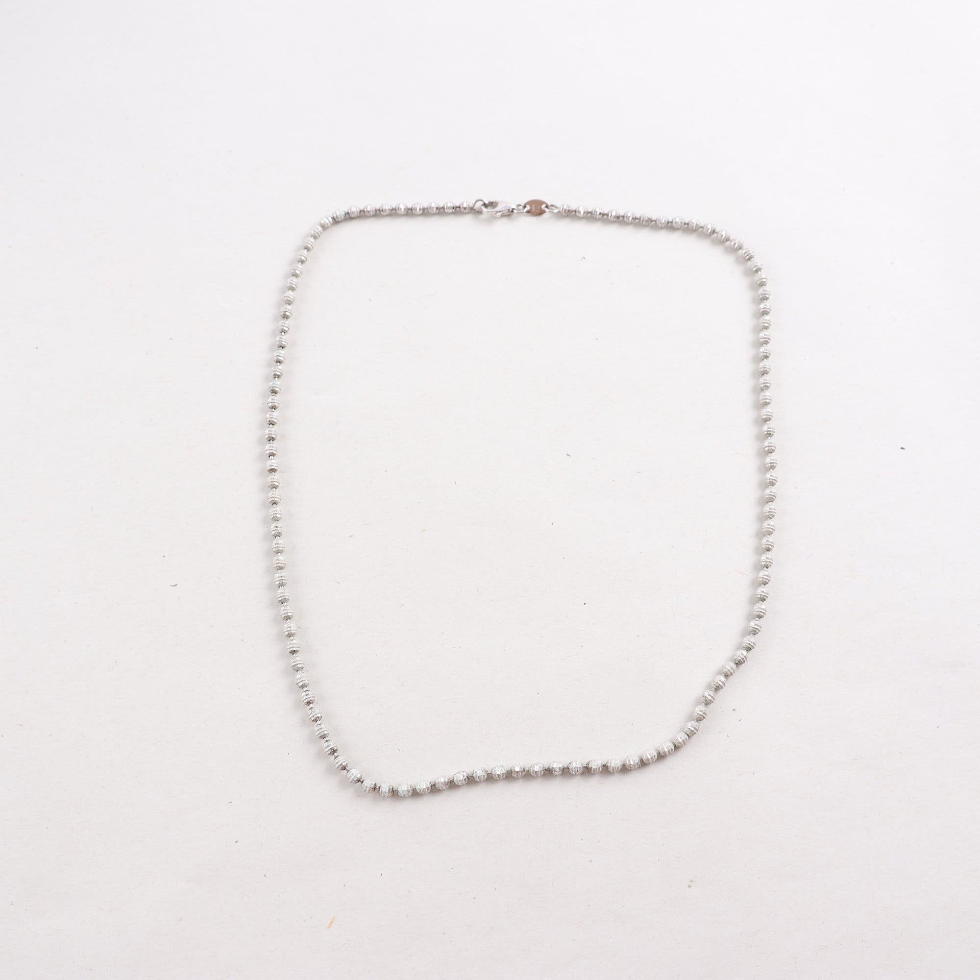 Halsband, silver, vikt: 9,6 g